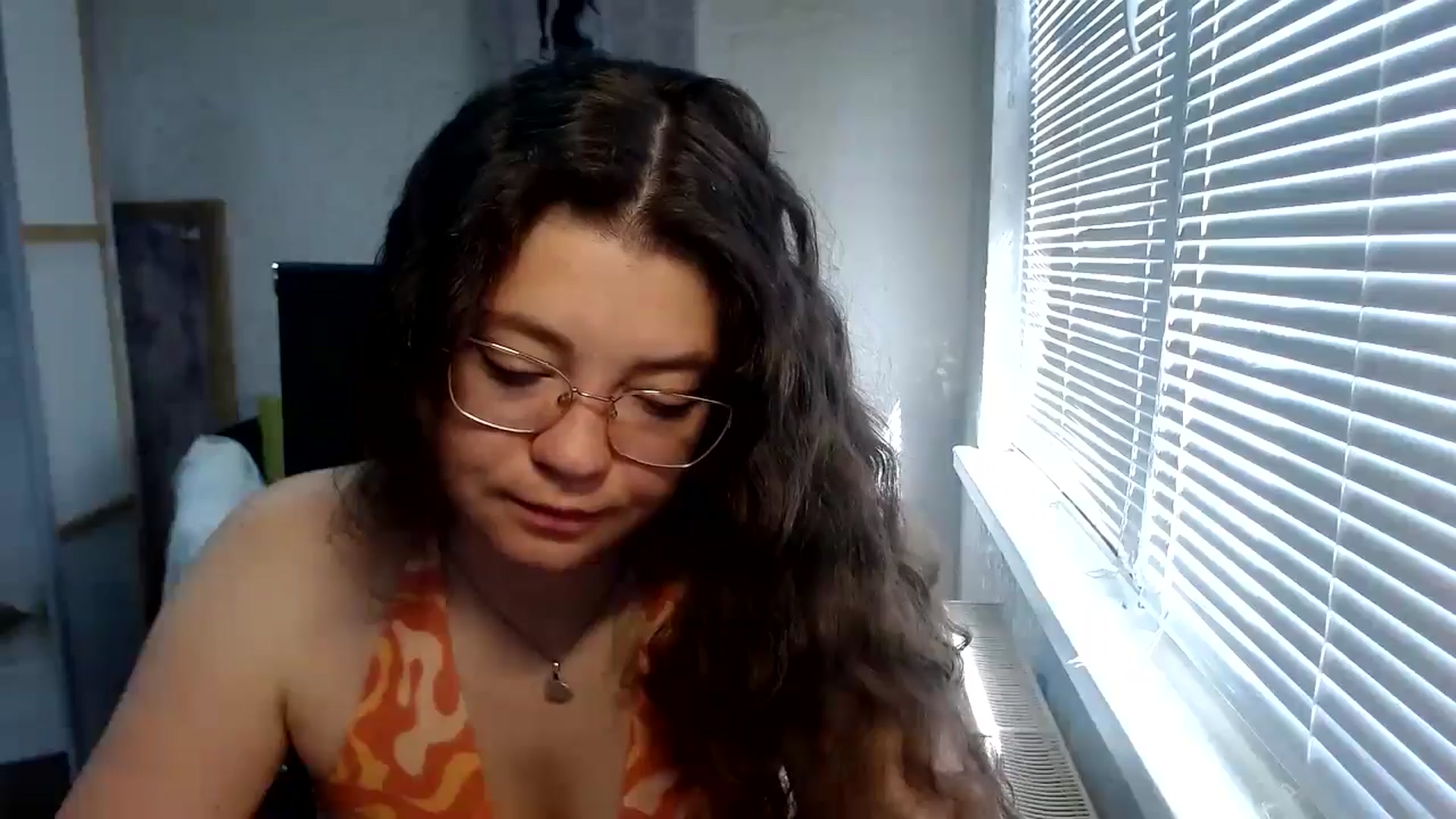Gallery image thumbnail from SweetArinaA's myfreecams stream on, 05/31/2024, 06:36 image 4 of 20