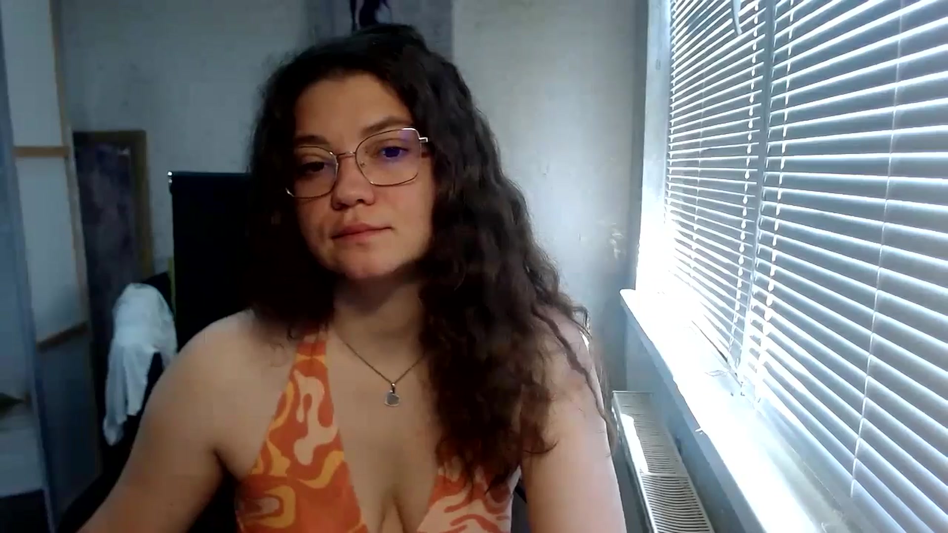 Gallery image thumbnail from SweetArinaA's myfreecams stream on, 05/31/2024, 06:36 image 16 of 20