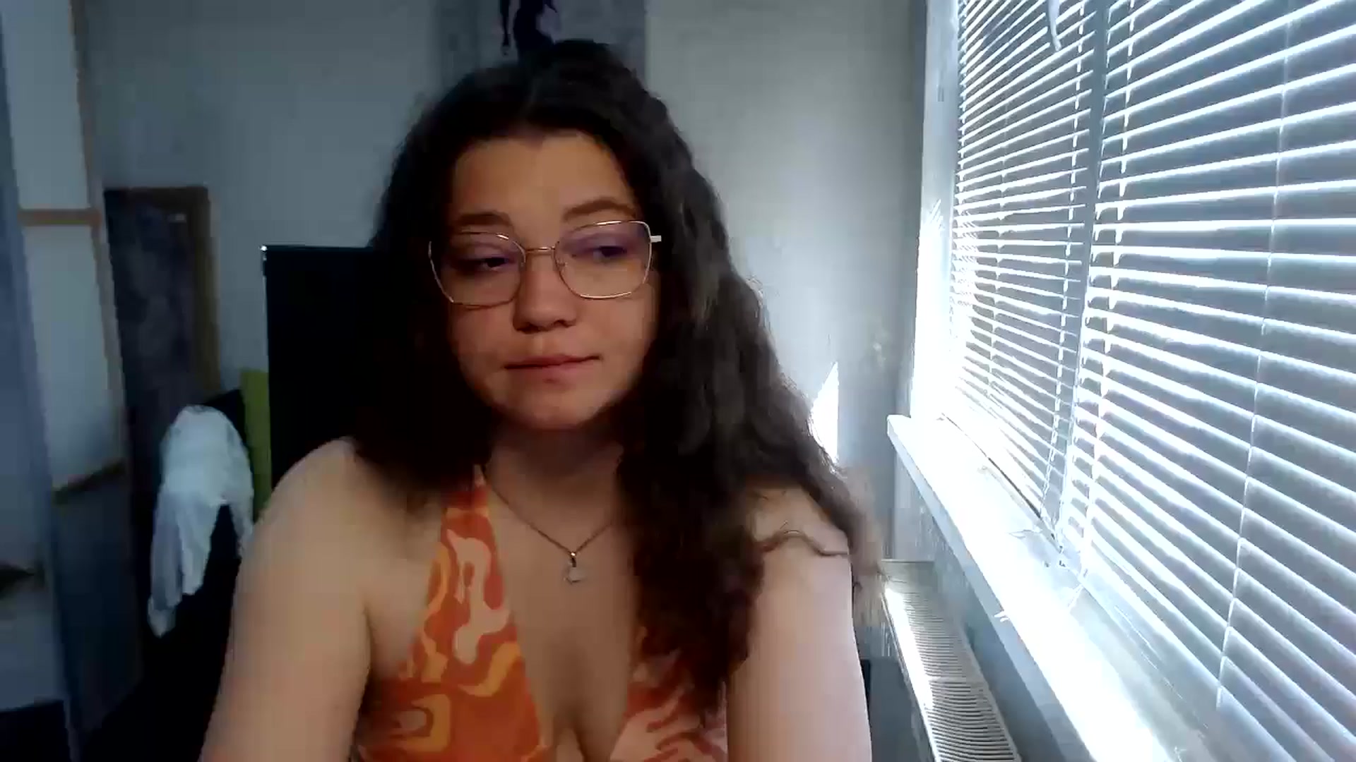 Gallery image thumbnail from SweetArinaA's myfreecams stream on, 05/31/2024, 06:36 image 2 of 20