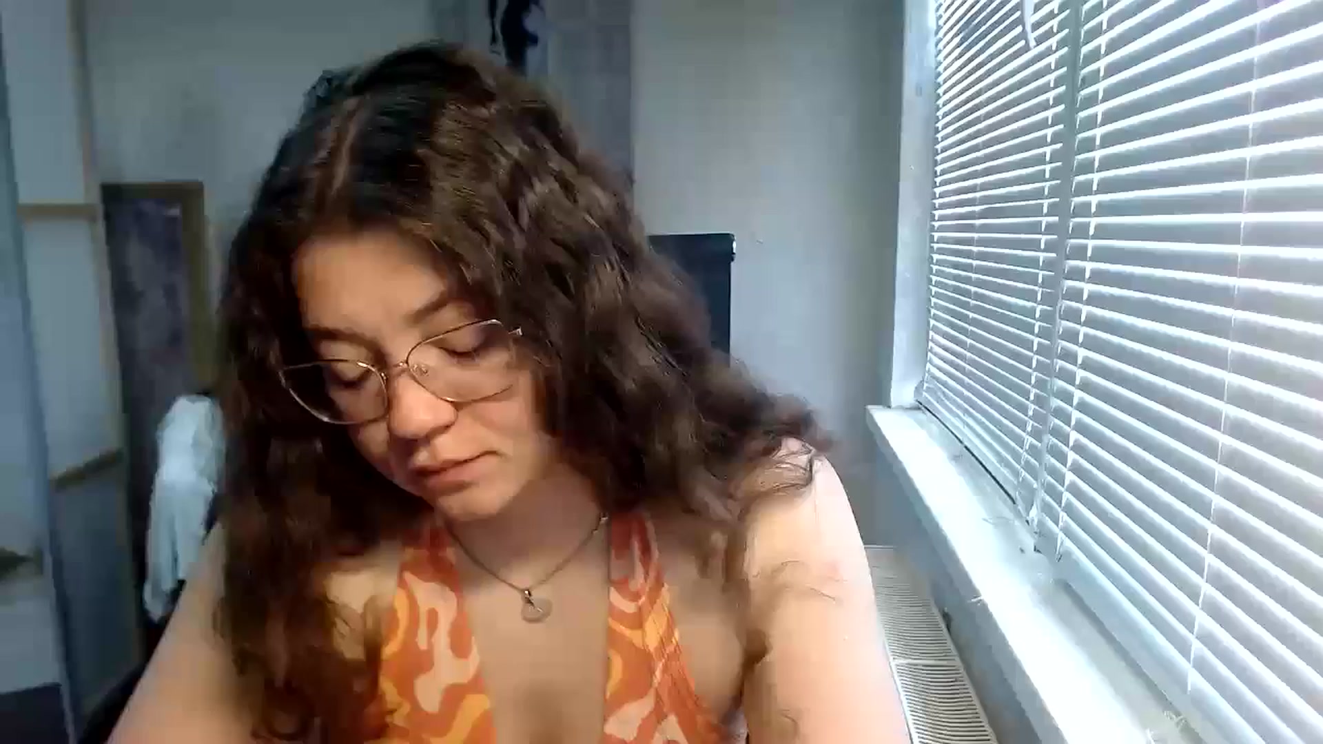 Gallery image thumbnail from SweetArinaA's myfreecams stream on, 05/31/2024, 07:29 image 12 of 20