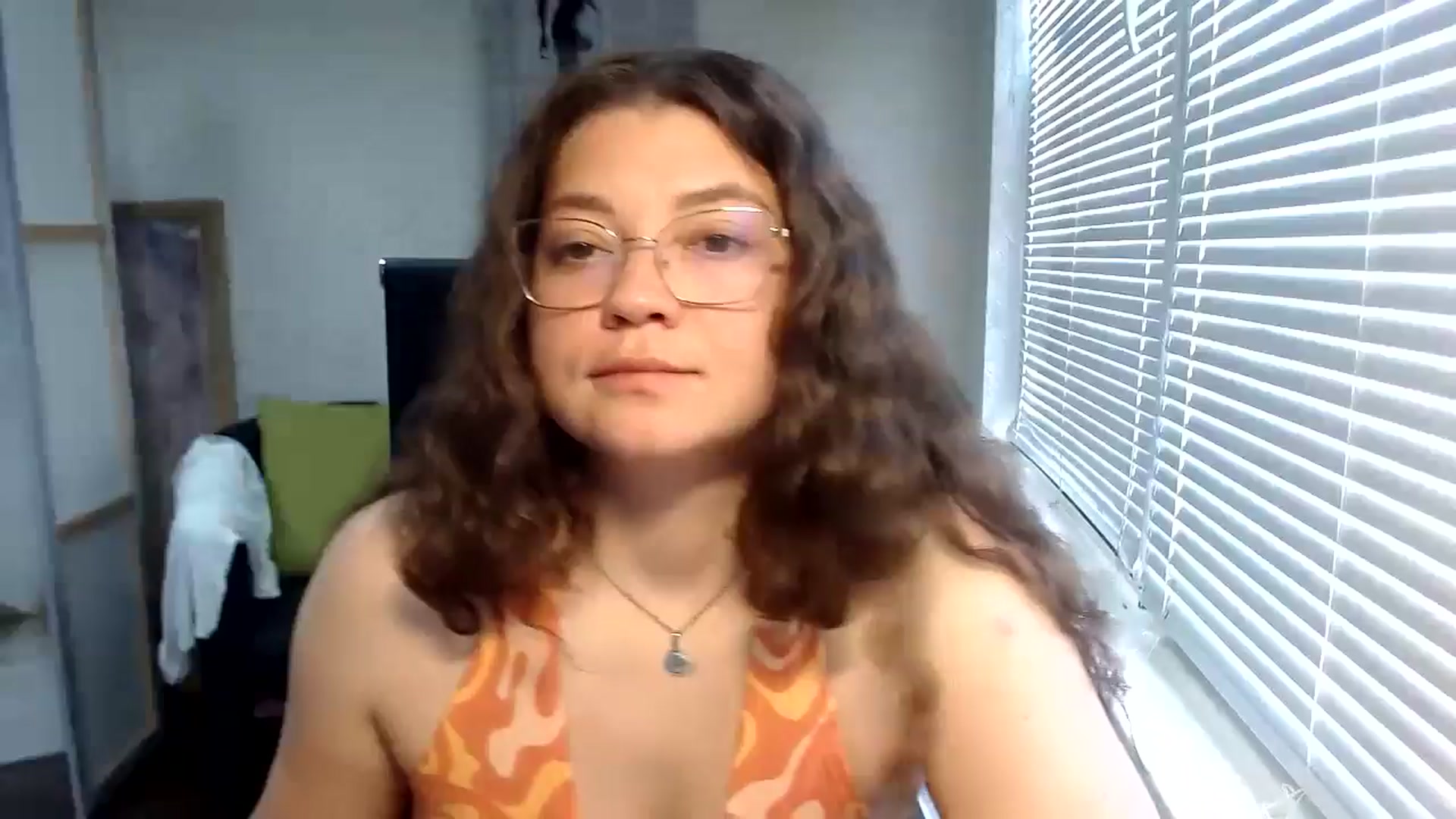 Gallery image thumbnail from SweetArinaA's myfreecams stream on, 05/31/2024, 07:29 image 14 of 20