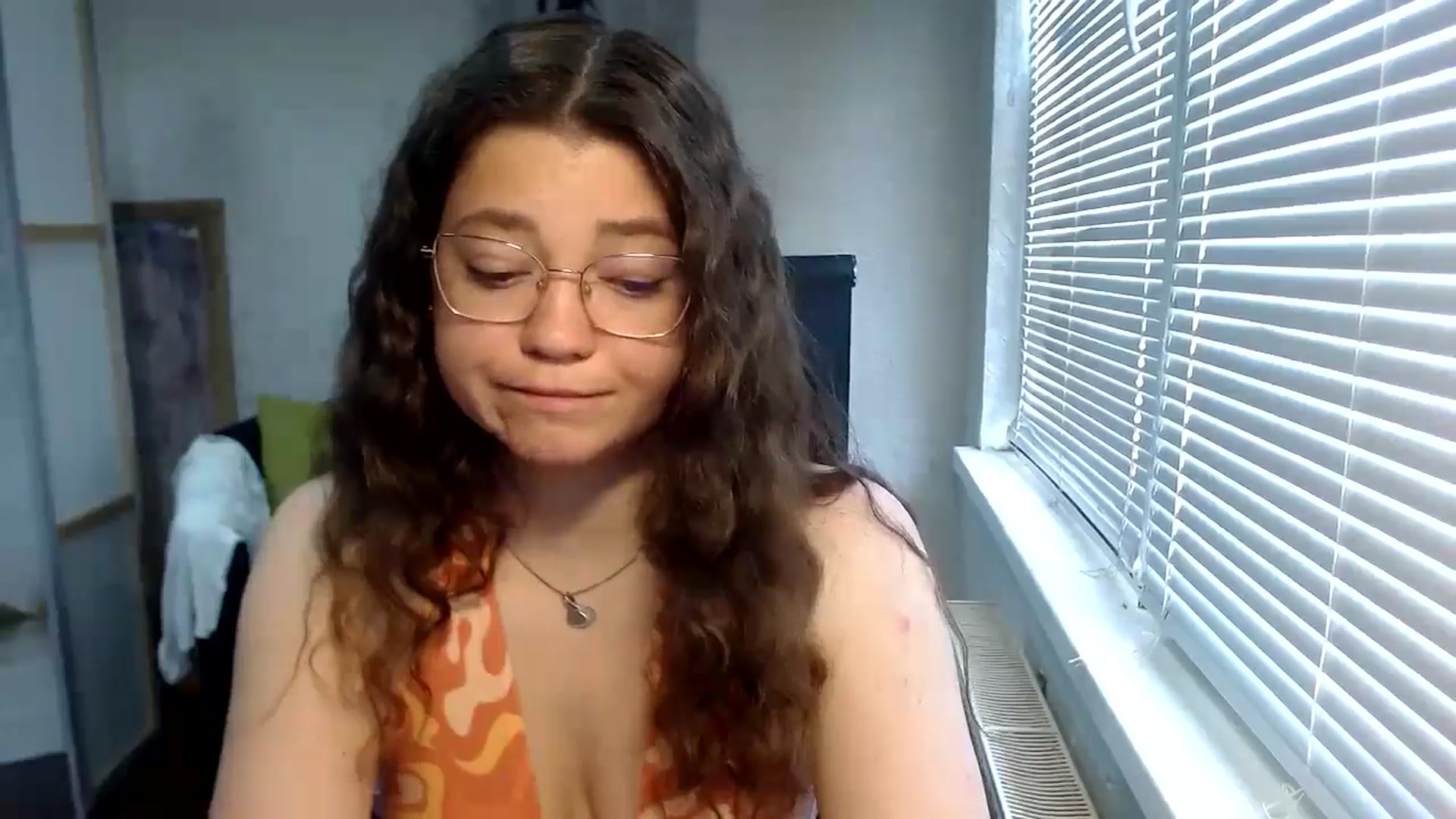 Gallery image thumbnail from SweetArinaA's myfreecams stream on, 05/31/2024, 07:29 image 9 of 20