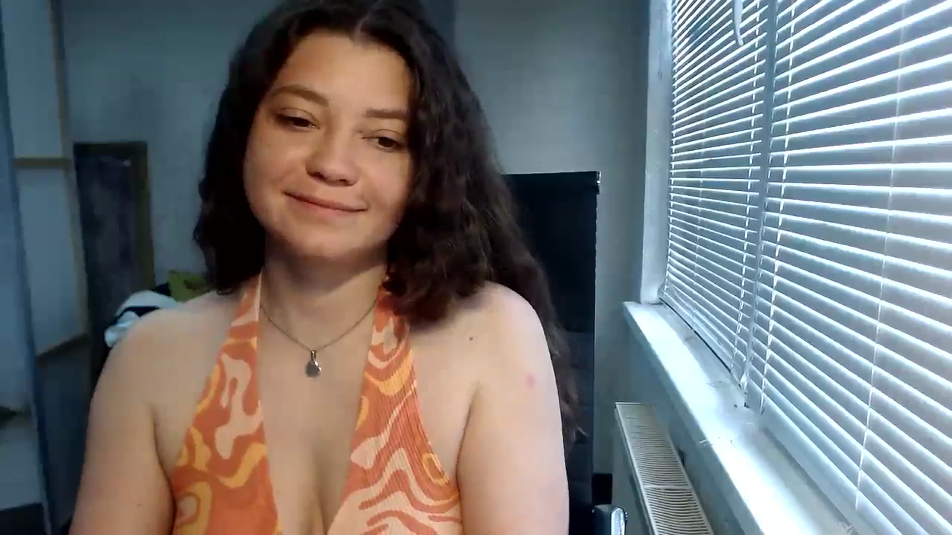 Gallery image thumbnail from SweetArinaA's myfreecams stream on, 05/31/2024, 08:54 image 7 of 20