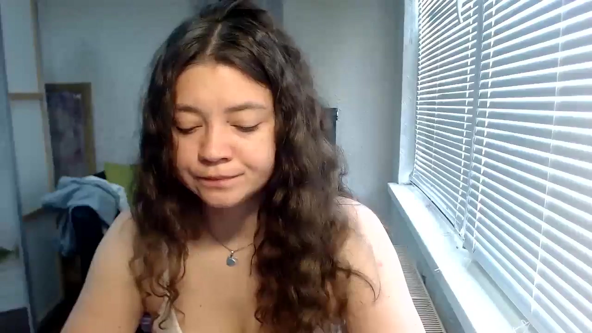 Gallery image thumbnail from SweetArinaA's myfreecams stream on, 05/31/2024, 08:54 image 14 of 20