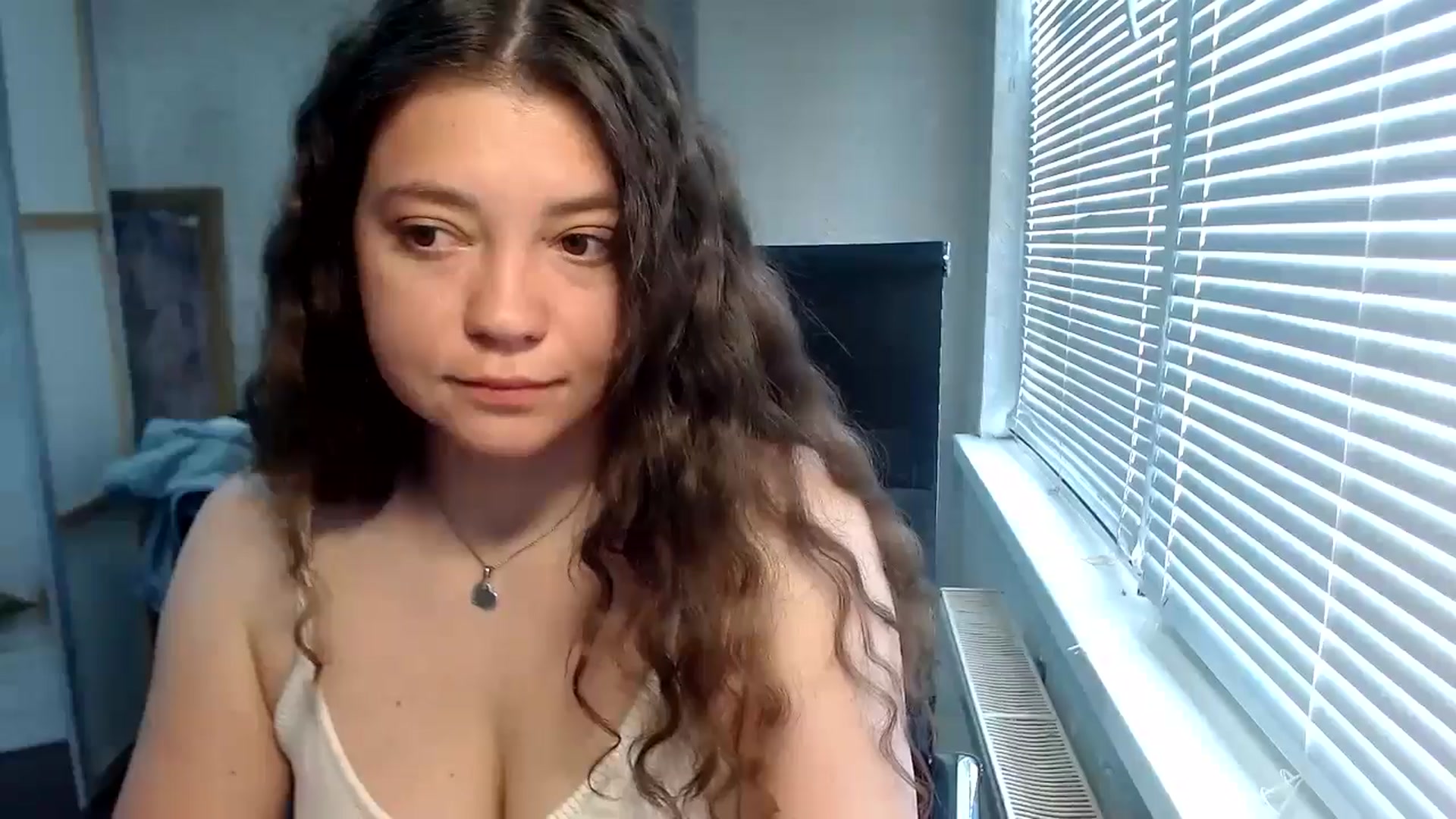 Gallery image thumbnail from SweetArinaA's myfreecams stream on, 05/31/2024, 08:54 image 10 of 20