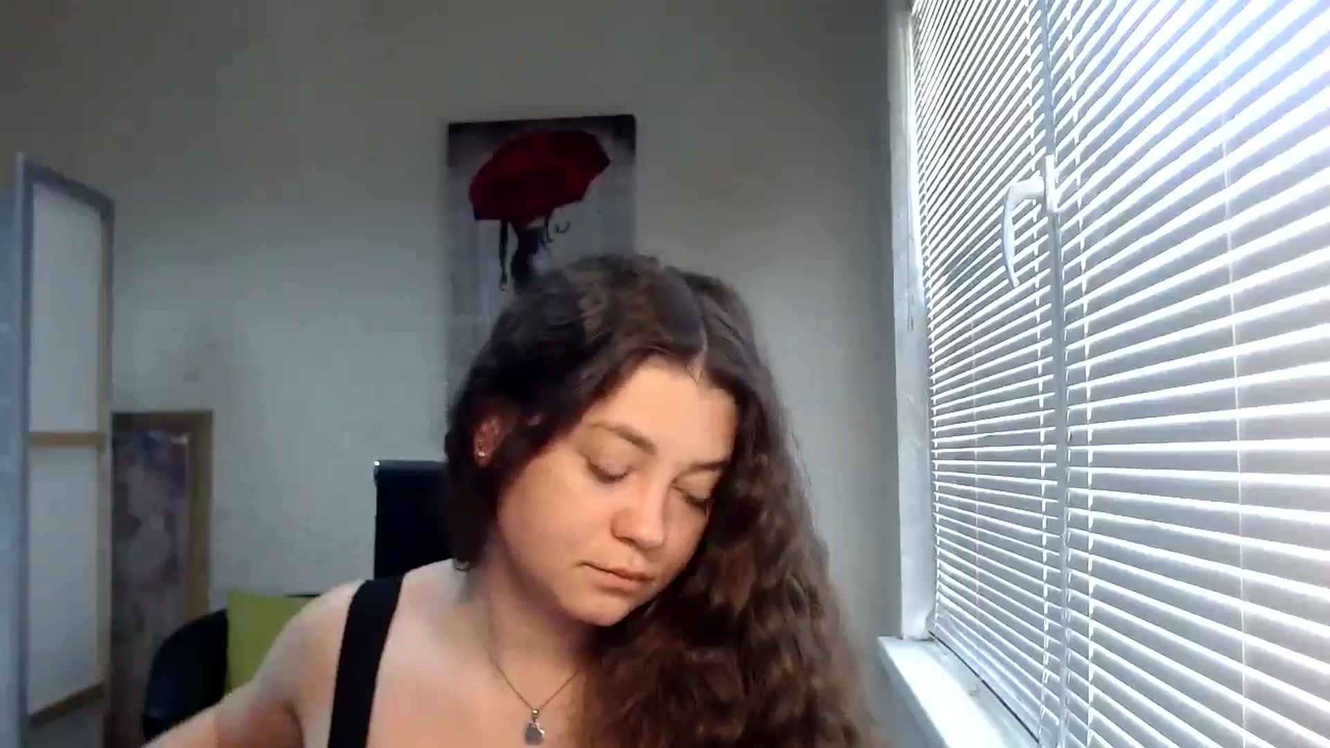 Gallery image thumbnail from SweetArinaA's myfreecams stream on, 05/31/2024, 10:00 image 18 of 20