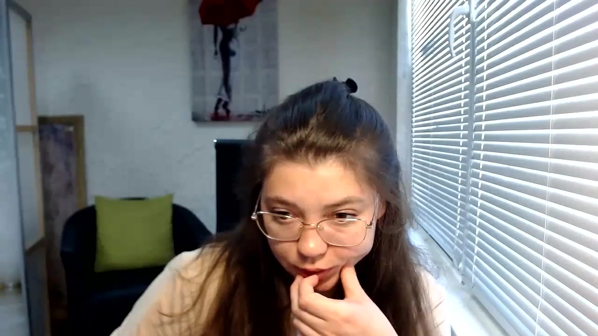 Gallery image thumbnail from SweetArinaA's myfreecams stream on, 06/03/2024, 09:09 image 12 of 20