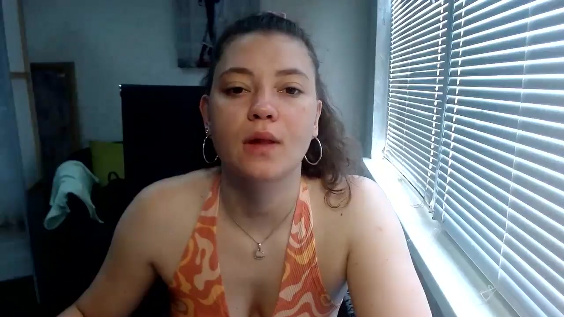 Gallery image thumbnail from SweetArinaA's myfreecams stream on, 06/04/2024, 06:52 image 3 of 20