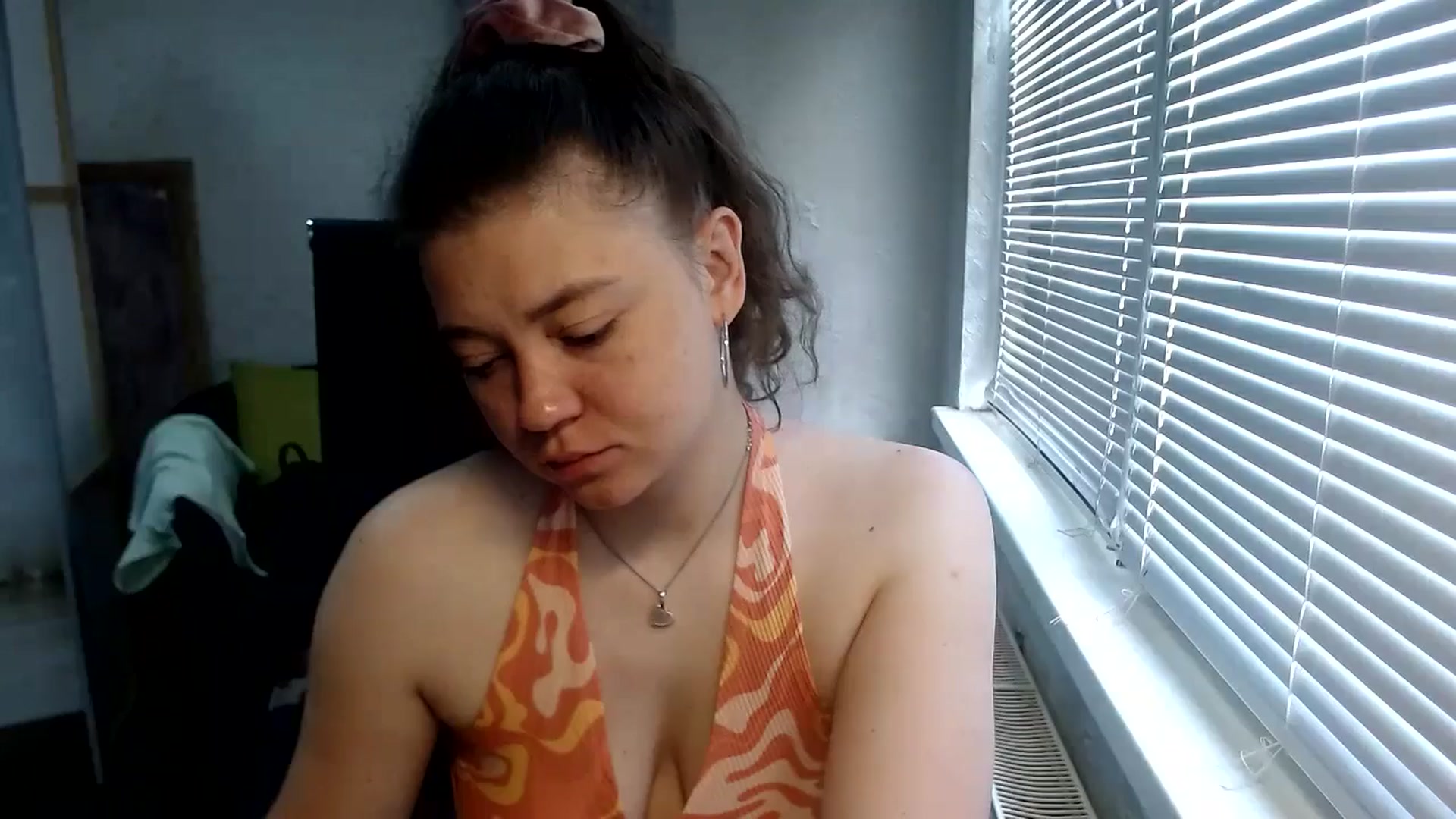 Gallery image thumbnail from SweetArinaA's myfreecams stream on, 06/04/2024, 06:52 image 16 of 20