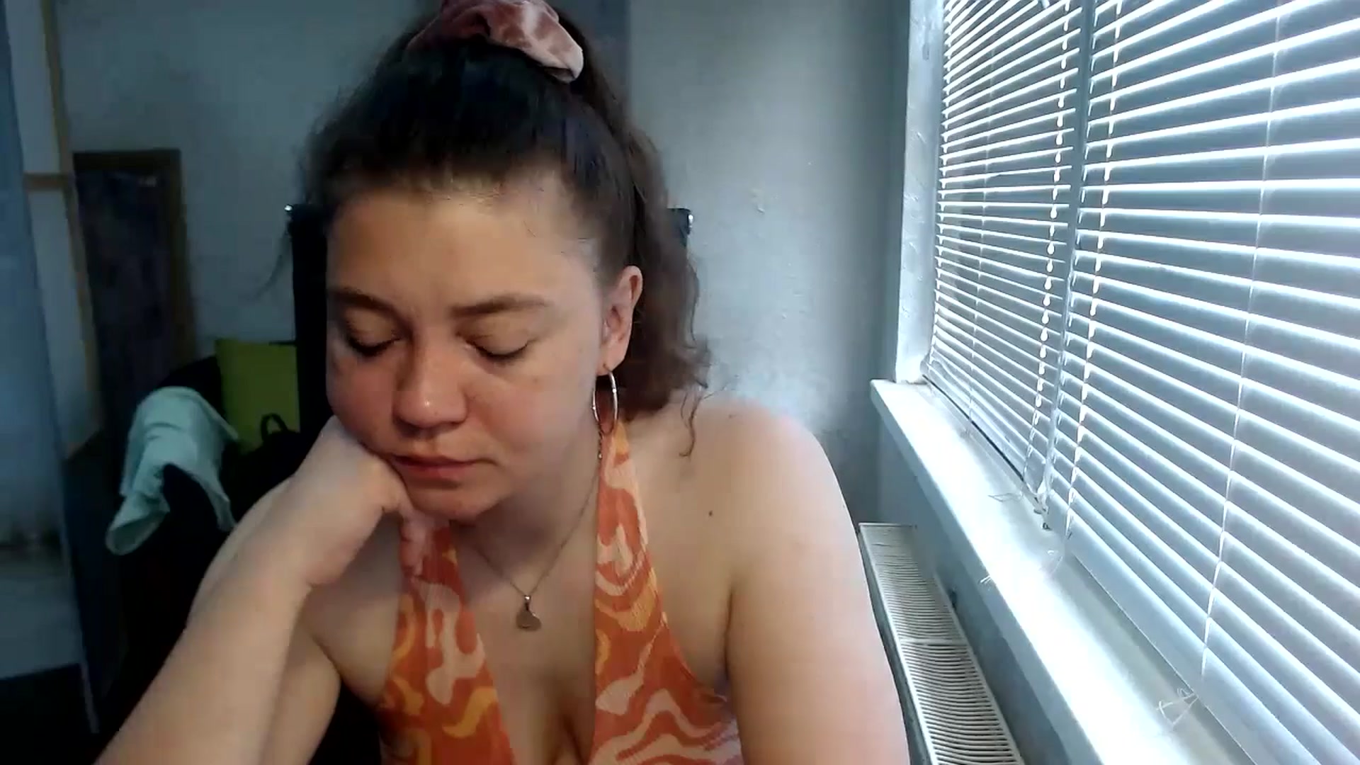 Gallery image thumbnail from SweetArinaA's myfreecams stream on, 06/04/2024, 06:52 image 14 of 20