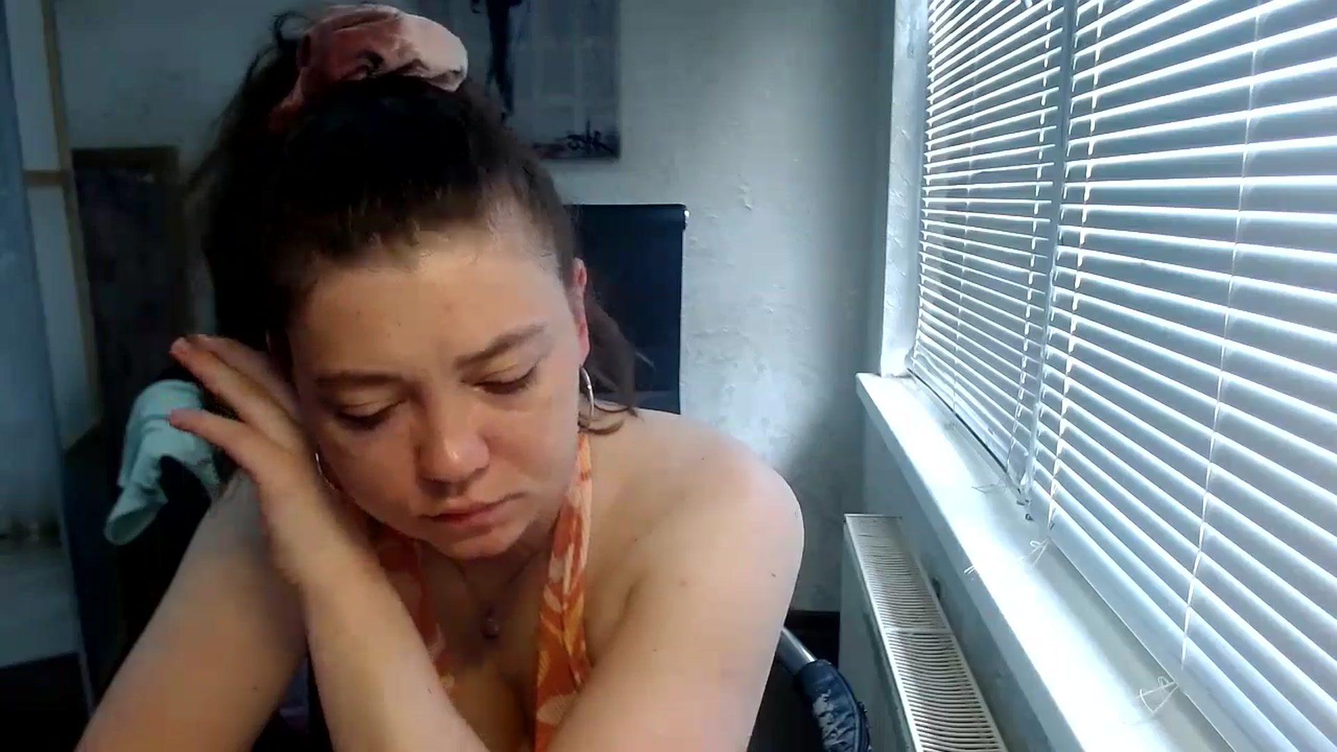 Gallery image thumbnail from SweetArinaA's myfreecams stream on, 06/04/2024, 06:52 image 18 of 20