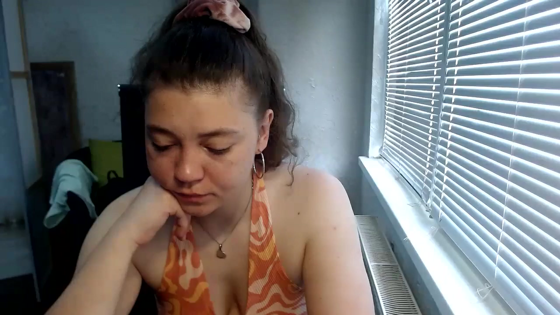 Gallery image thumbnail from SweetArinaA's myfreecams stream on, 06/04/2024, 06:52 image 15 of 20