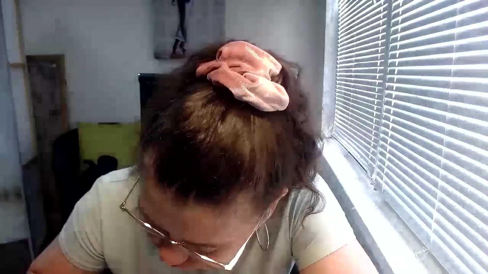 Gallery image thumbnail from SweetArinaA's myfreecams stream on, 06/04/2024, 07:19 image 6 of 20