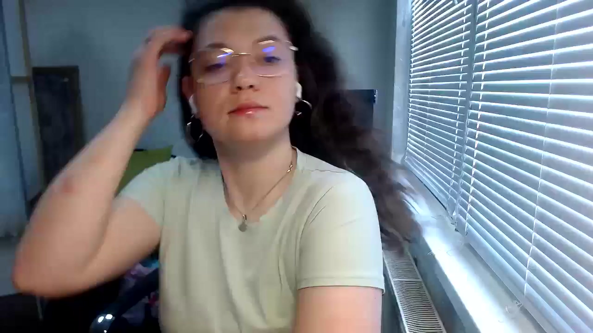Gallery image thumbnail from SweetArinaA's myfreecams stream on, 06/04/2024, 07:19 image 19 of 20