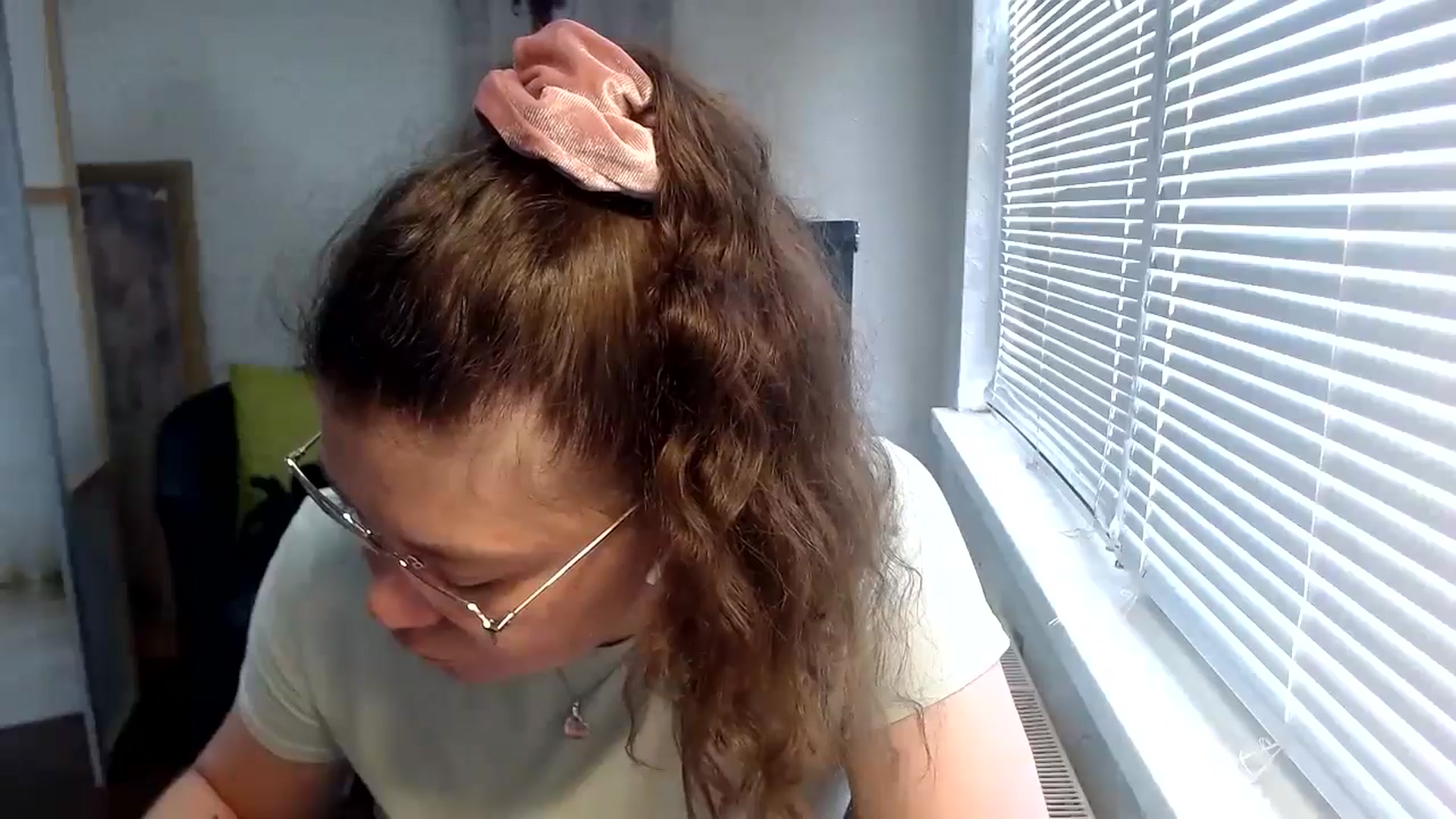 Gallery image thumbnail from SweetArinaA's myfreecams stream on, 06/04/2024, 07:19 image 14 of 20