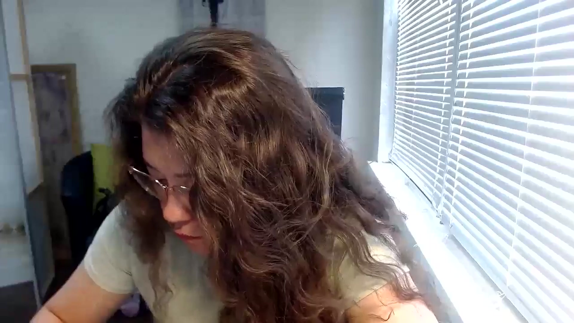 Gallery image thumbnail from SweetArinaA's myfreecams stream on, 06/04/2024, 07:44 image 5 of 20