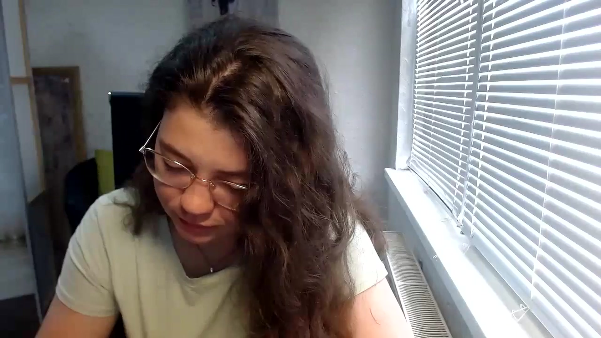 Gallery image thumbnail from SweetArinaA's myfreecams stream on, 06/04/2024, 07:44 image 18 of 20