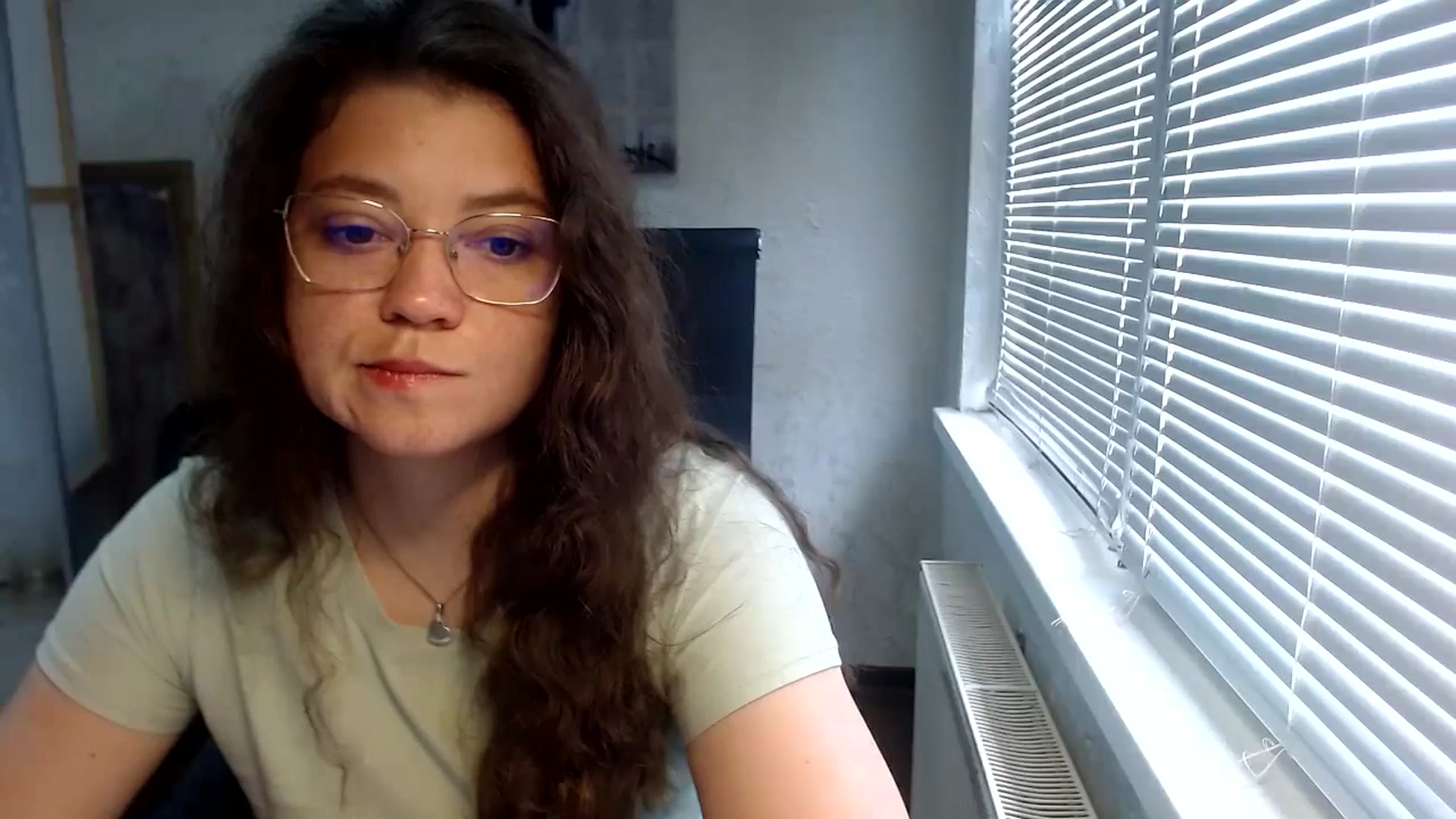 Gallery image thumbnail from SweetArinaA's myfreecams stream on, 06/04/2024, 07:44 image 12 of 20