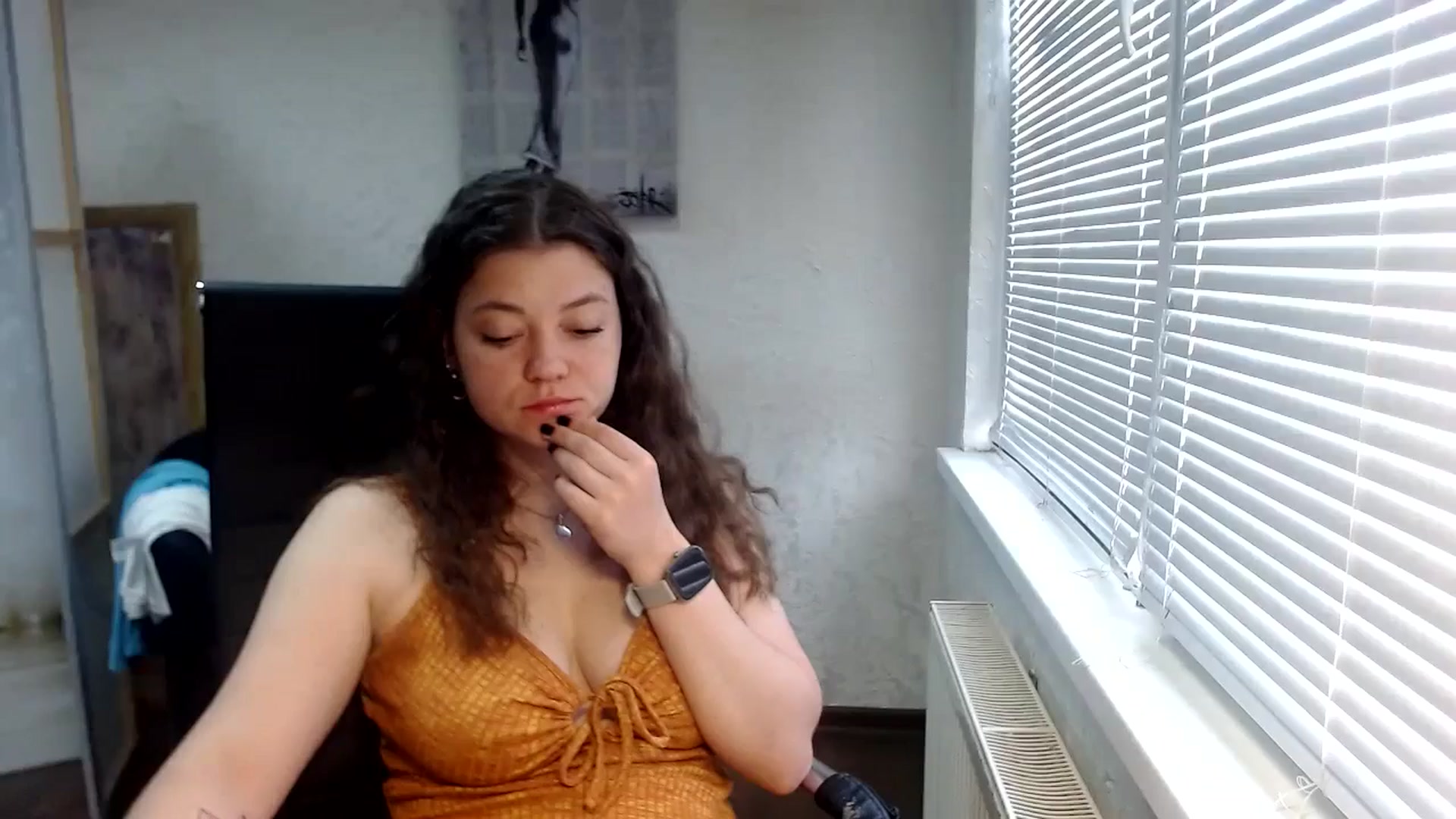 Gallery image thumbnail from SweetArinaA's myfreecams stream on, 06/06/2024, 07:23 image 10 of 20