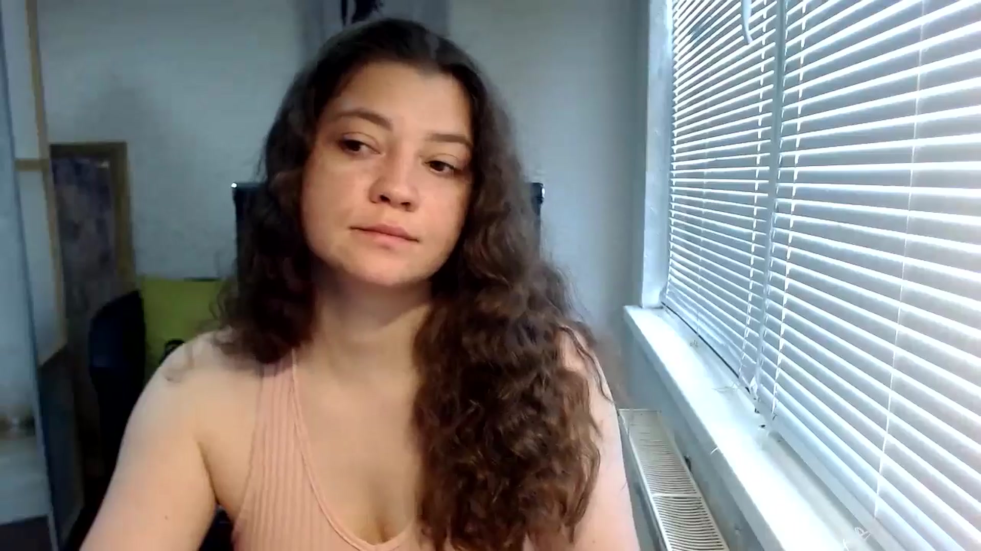 Gallery image thumbnail from SweetArinaA's myfreecams stream on, 06/09/2024, 08:47 image 3 of 20