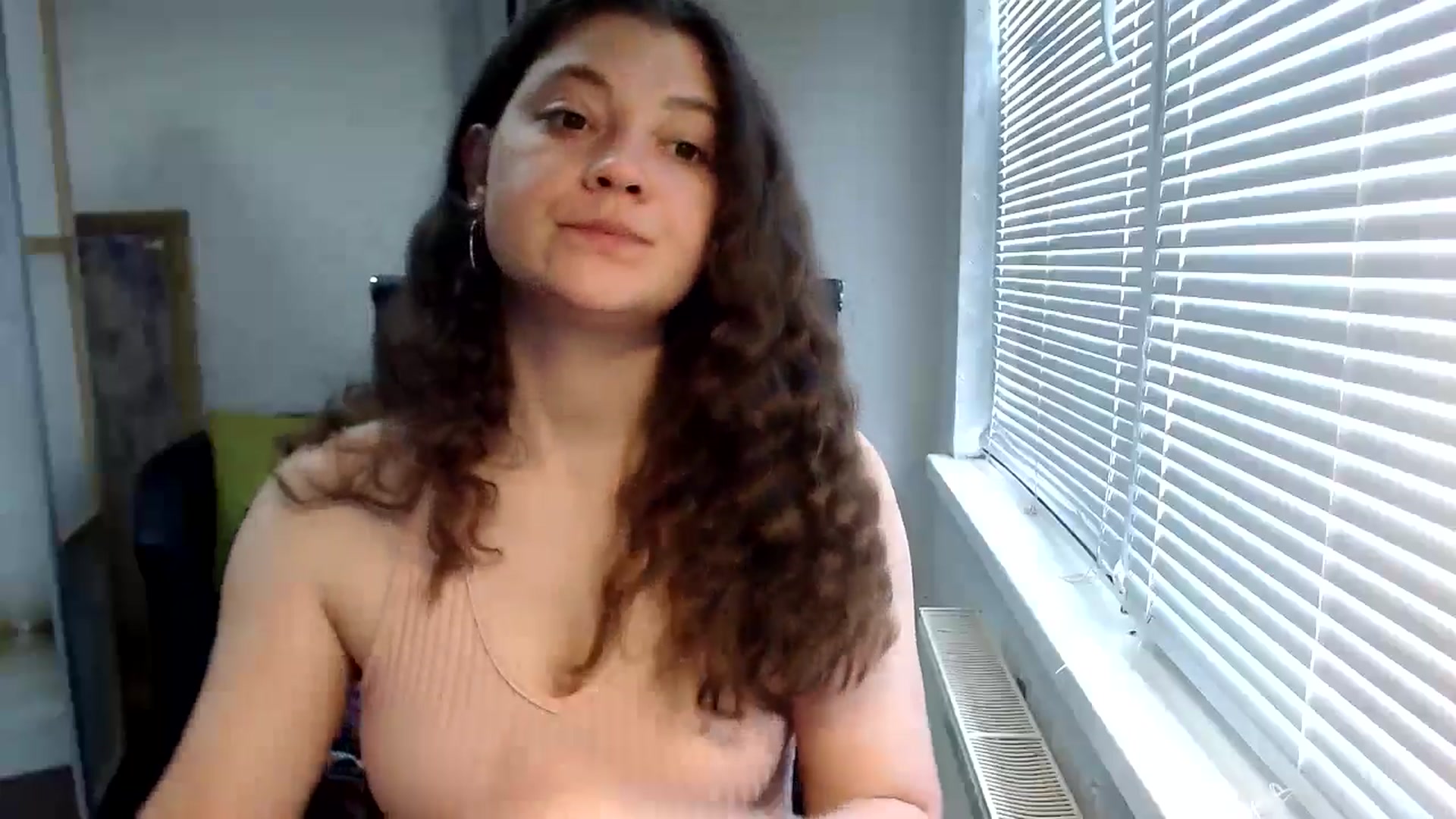 Gallery image thumbnail from SweetArinaA's myfreecams stream on, 06/09/2024, 08:47 image 11 of 20