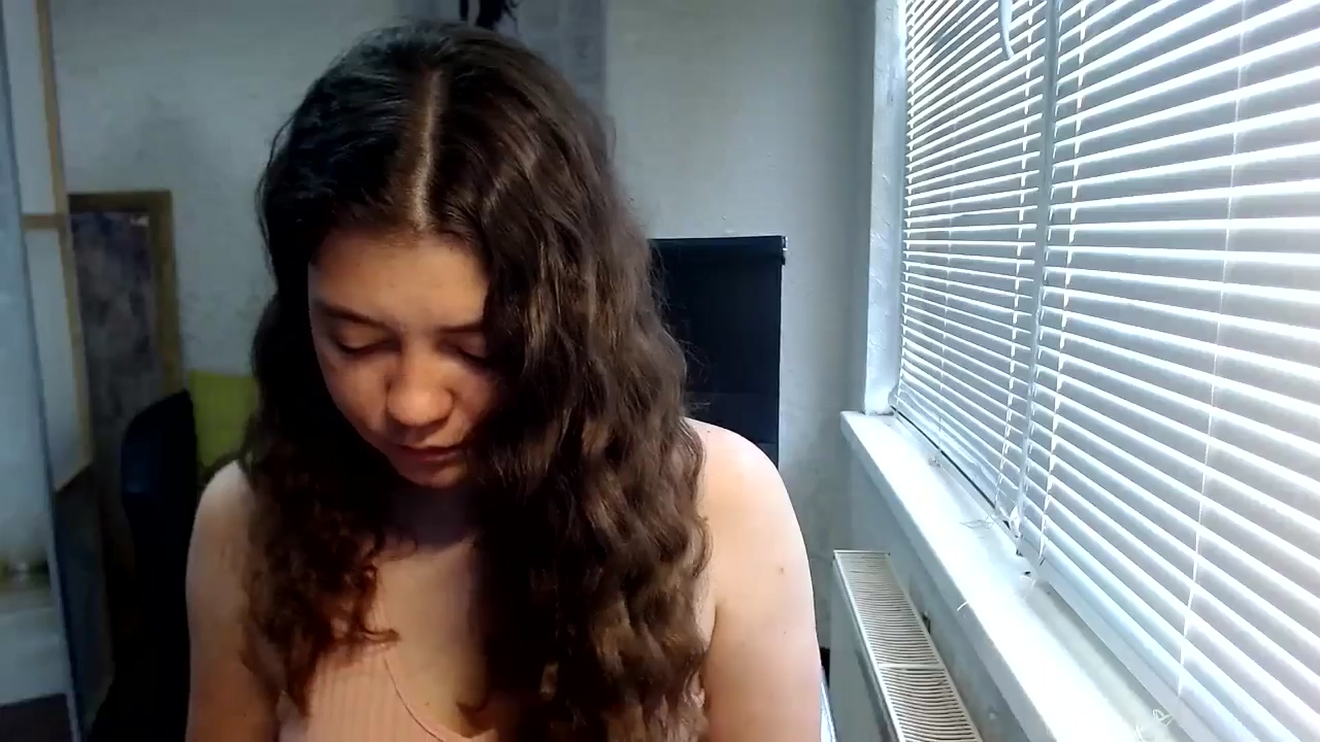 Gallery image thumbnail from SweetArinaA's myfreecams stream on, 06/09/2024, 08:47 image 16 of 20