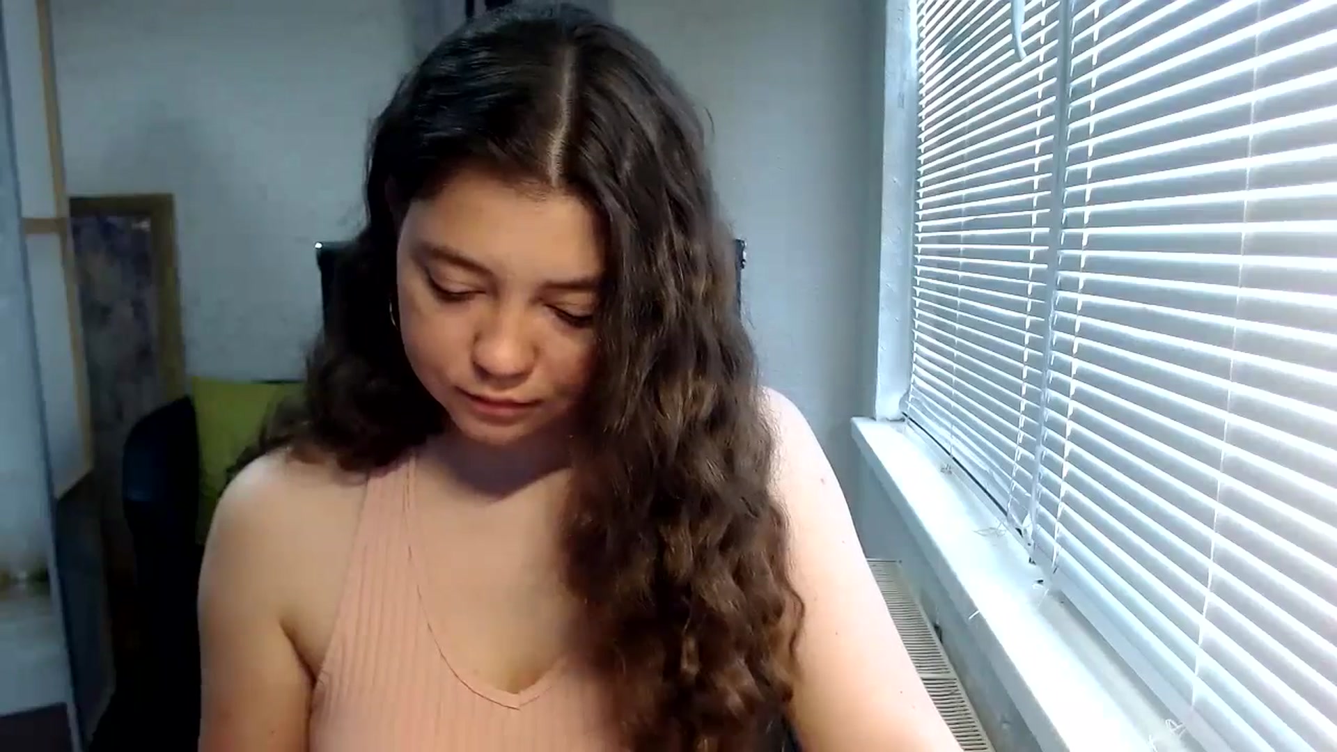 Gallery image thumbnail from SweetArinaA's myfreecams stream on, 06/09/2024, 08:47 image 6 of 20