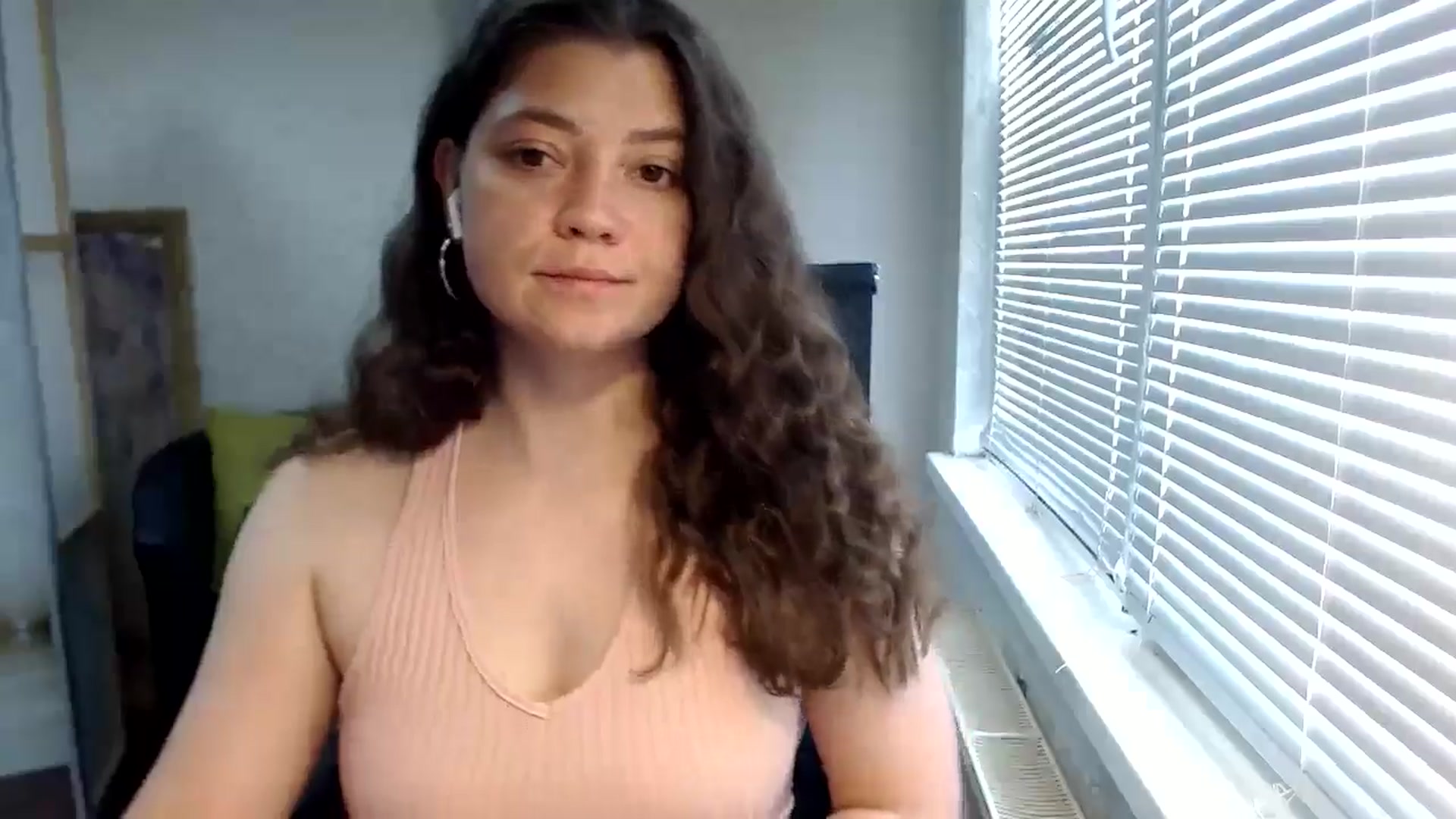 Gallery image thumbnail from SweetArinaA's myfreecams stream on, 06/09/2024, 08:47 image 12 of 20