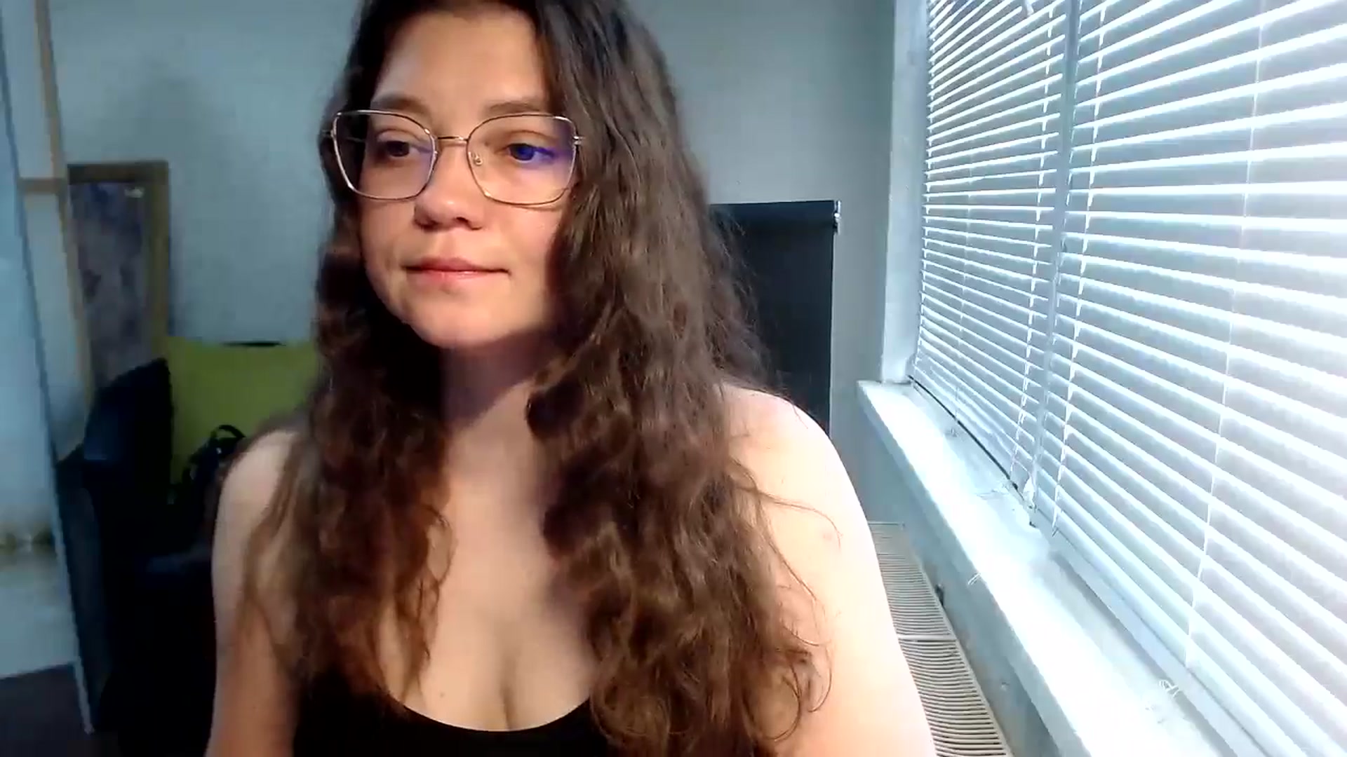 Gallery image thumbnail from SweetArinaA's myfreecams stream on, 06/11/2024, 05:44 image 19 of 20