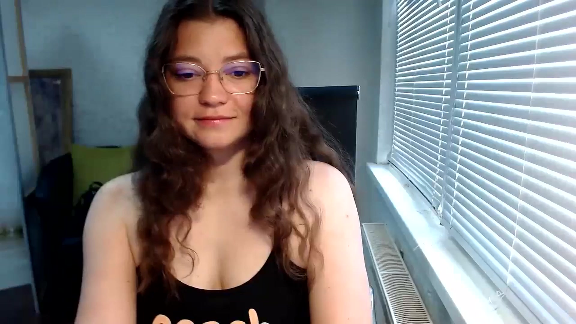 Gallery image thumbnail from SweetArinaA's myfreecams stream on, 06/11/2024, 05:44 image 18 of 20