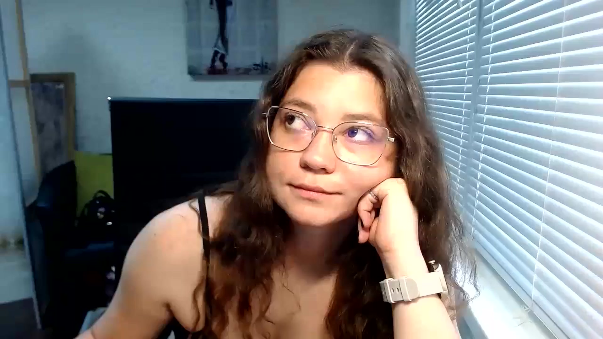 Gallery image thumbnail from SweetArinaA's myfreecams stream on, 06/11/2024, 05:44 image 5 of 20