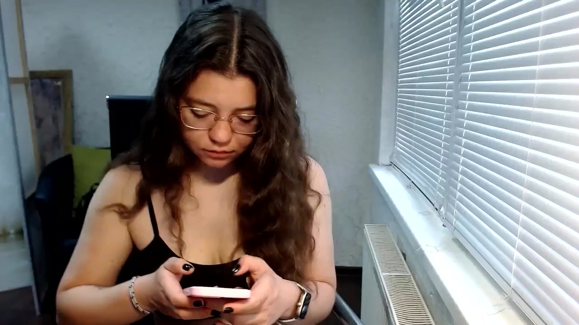 Gallery image thumbnail from SweetArinaA's myfreecams stream on, 06/11/2024, 05:44 image 4 of 20