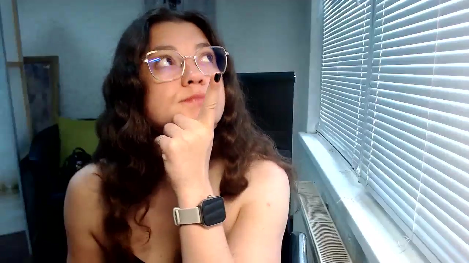 Gallery image thumbnail from SweetArinaA's myfreecams stream on, 06/11/2024, 05:44 image 17 of 20
