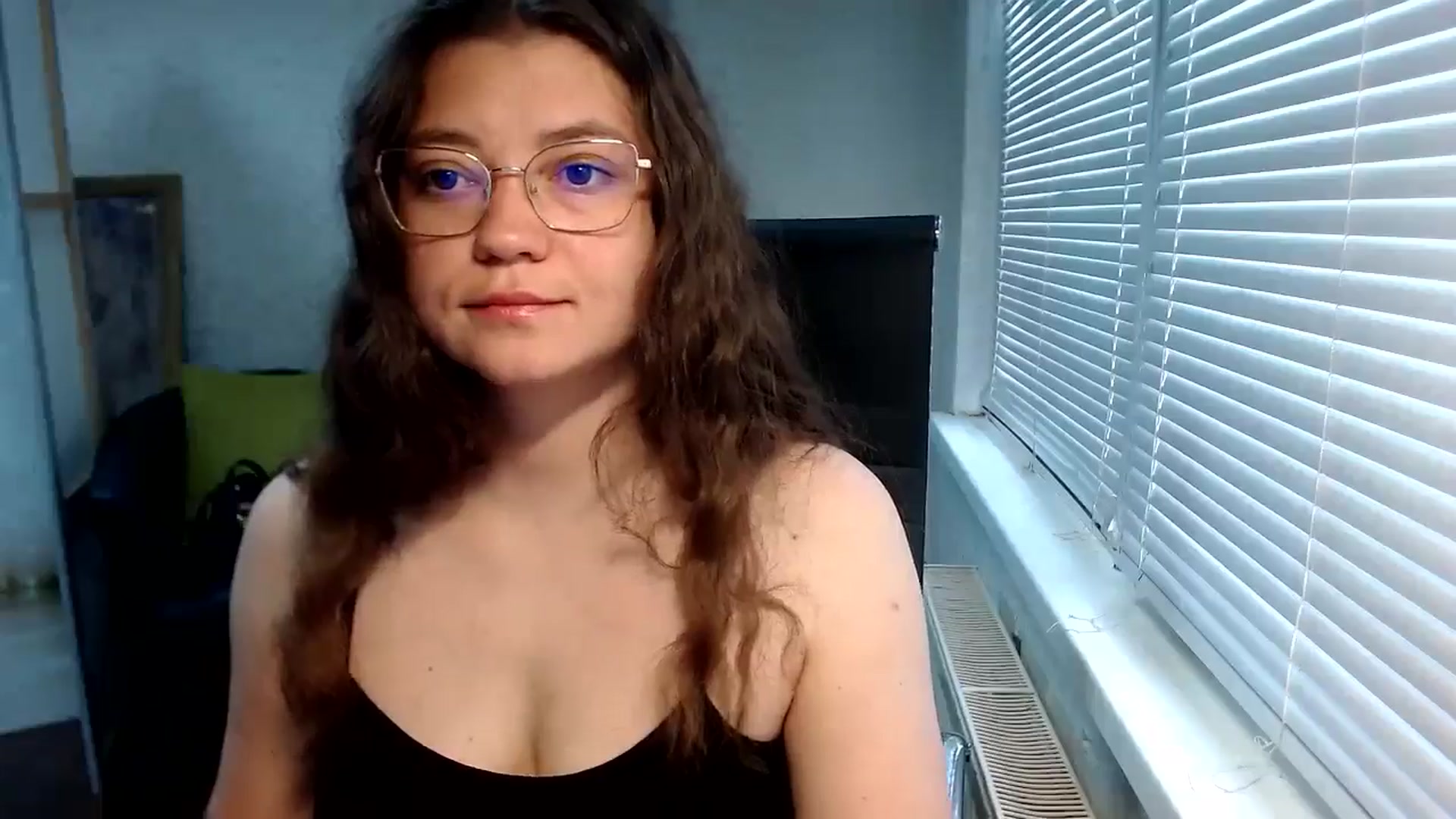 Gallery image thumbnail from SweetArinaA's myfreecams stream on, 06/11/2024, 05:44 image 12 of 20