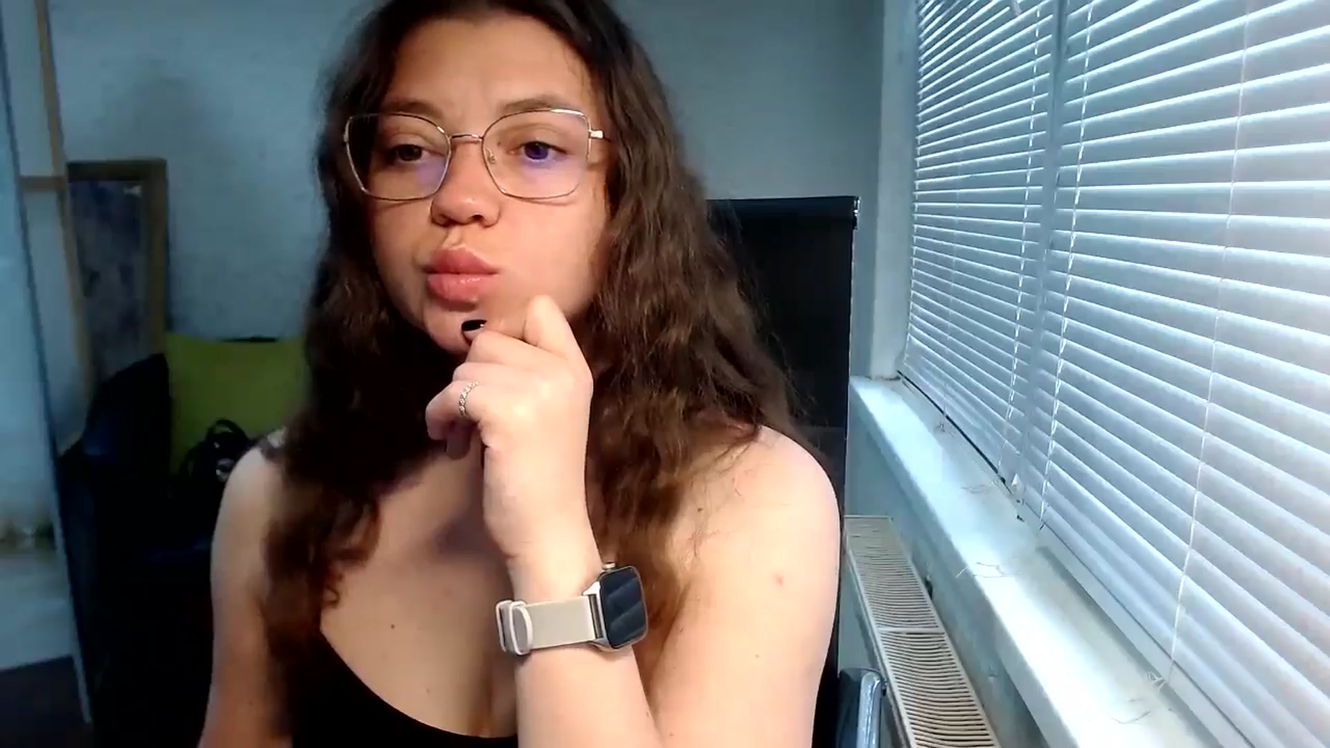 Gallery image thumbnail from SweetArinaA's myfreecams stream on, 06/11/2024, 05:44 image 13 of 20