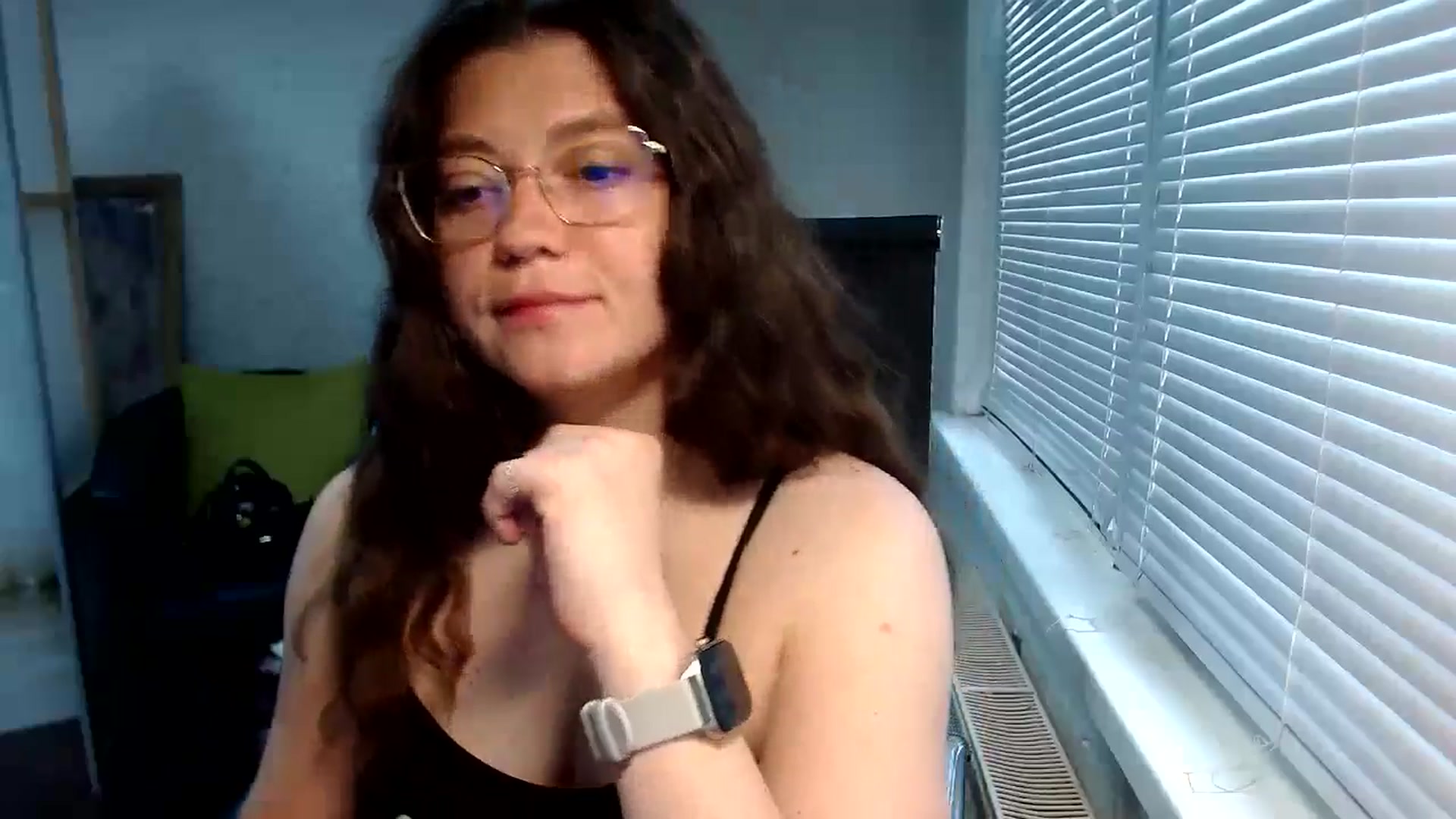 Gallery image thumbnail from SweetArinaA's myfreecams stream on, 06/11/2024, 05:44 image 14 of 20