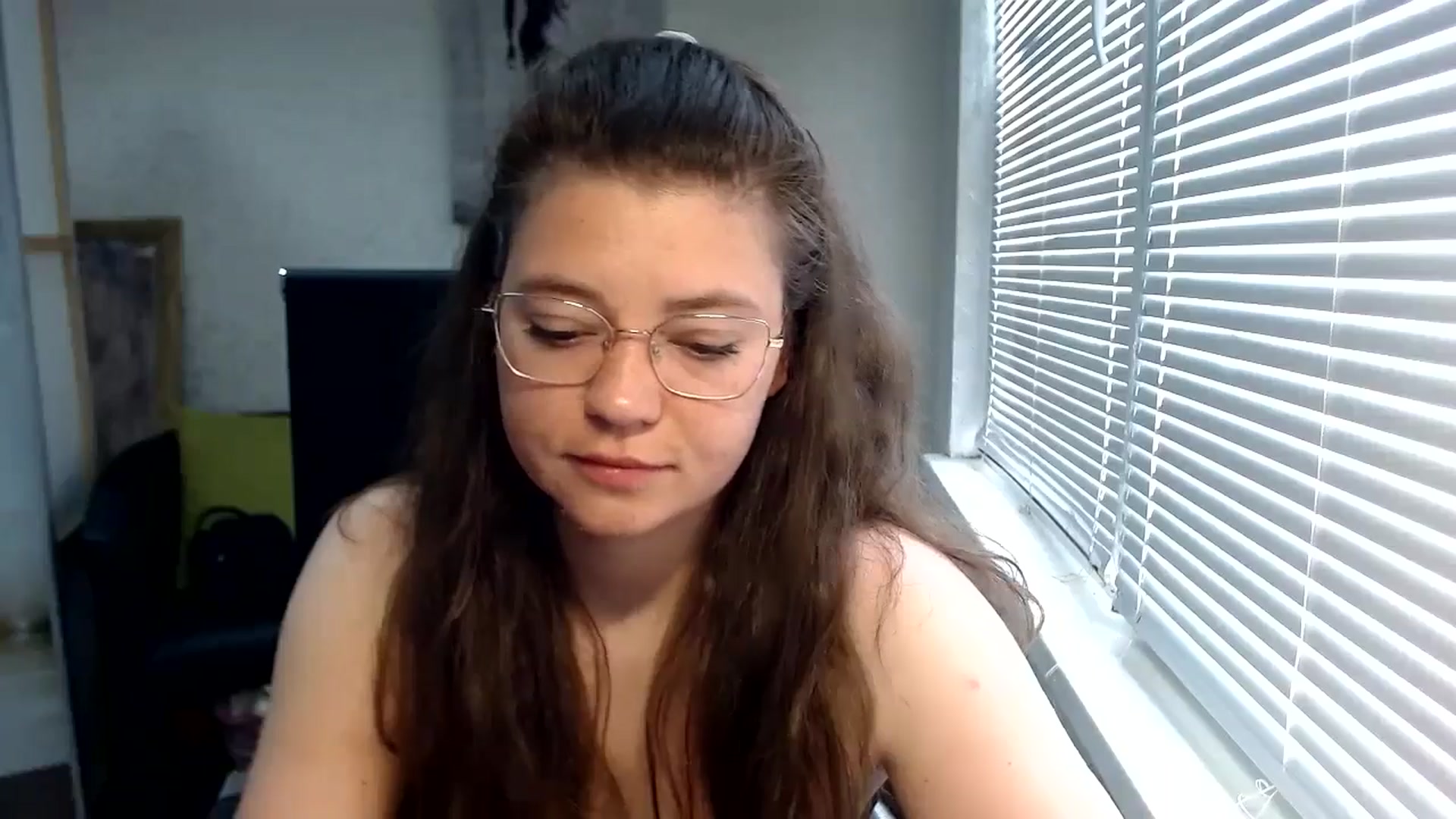 Gallery image thumbnail from SweetArinaA's myfreecams stream on, 06/12/2024, 11:00 image 13 of 20