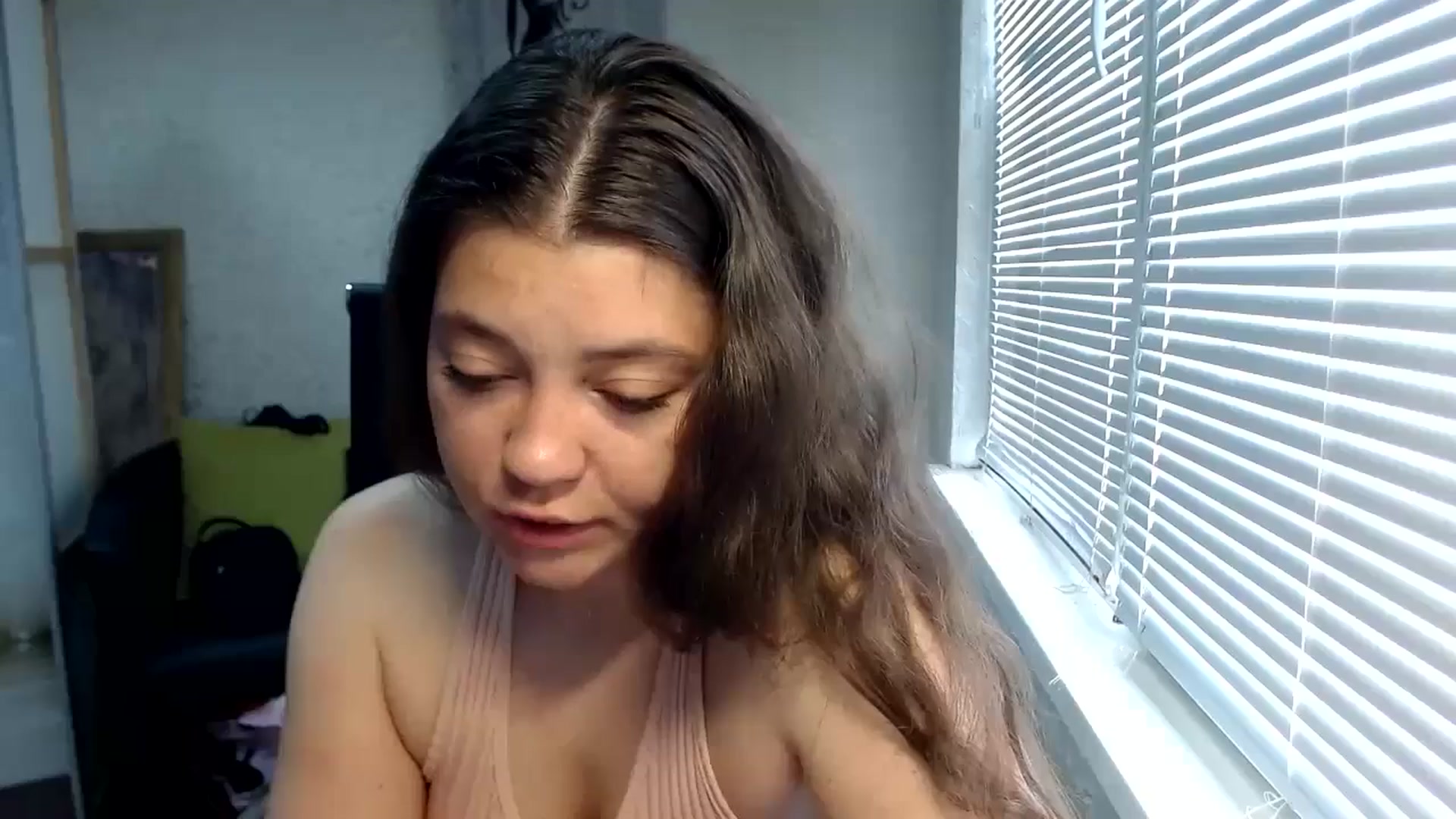 Gallery image thumbnail from SweetArinaA's myfreecams stream on, 06/12/2024, 12:15 image 18 of 20