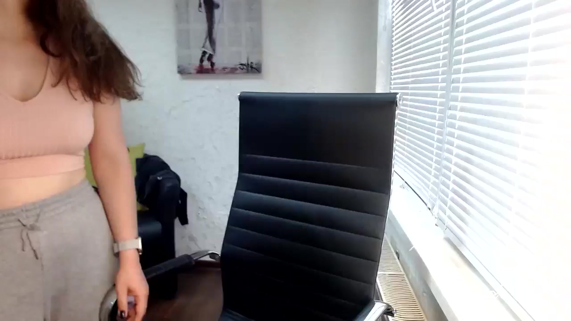 Gallery image thumbnail from SweetArinaA's myfreecams stream on, 06/12/2024, 12:15 image 3 of 20