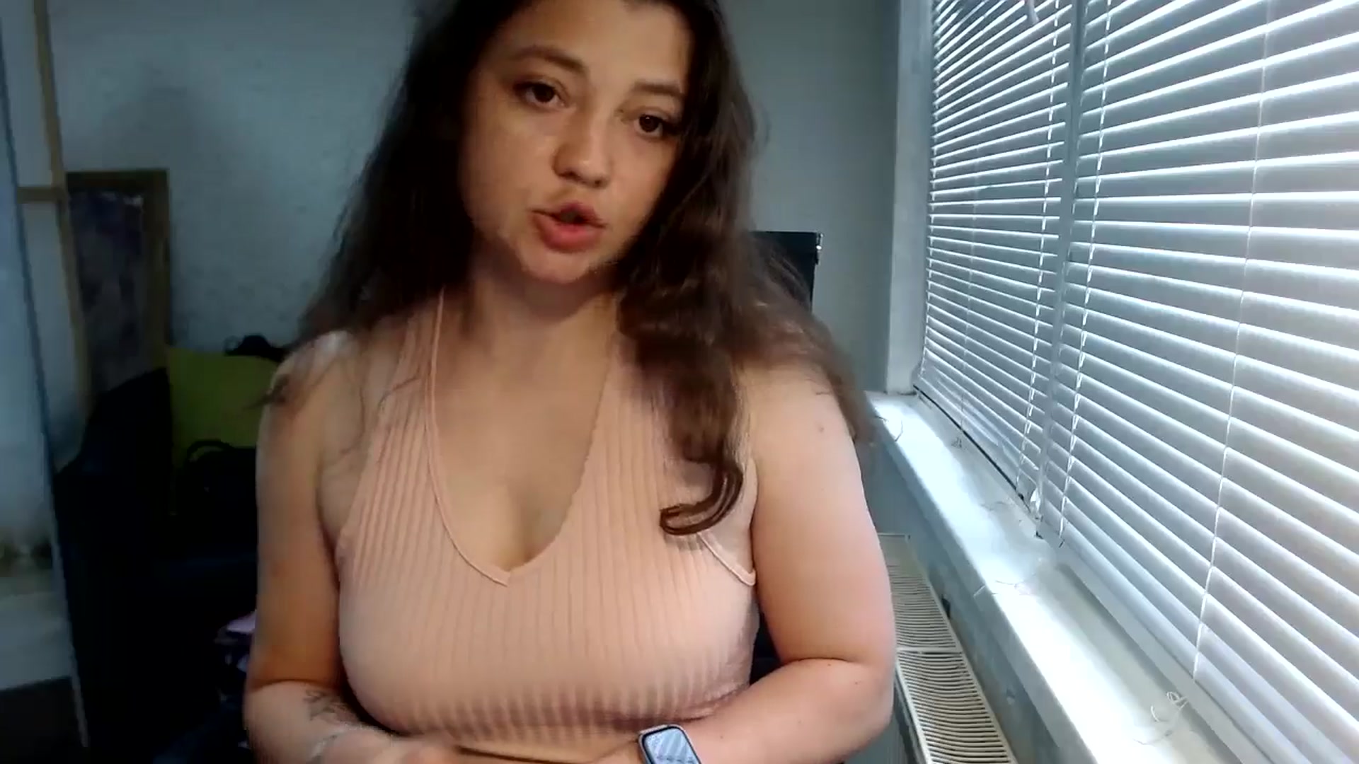 Gallery image thumbnail from SweetArinaA's myfreecams stream on, 06/12/2024, 12:15 image 7 of 20