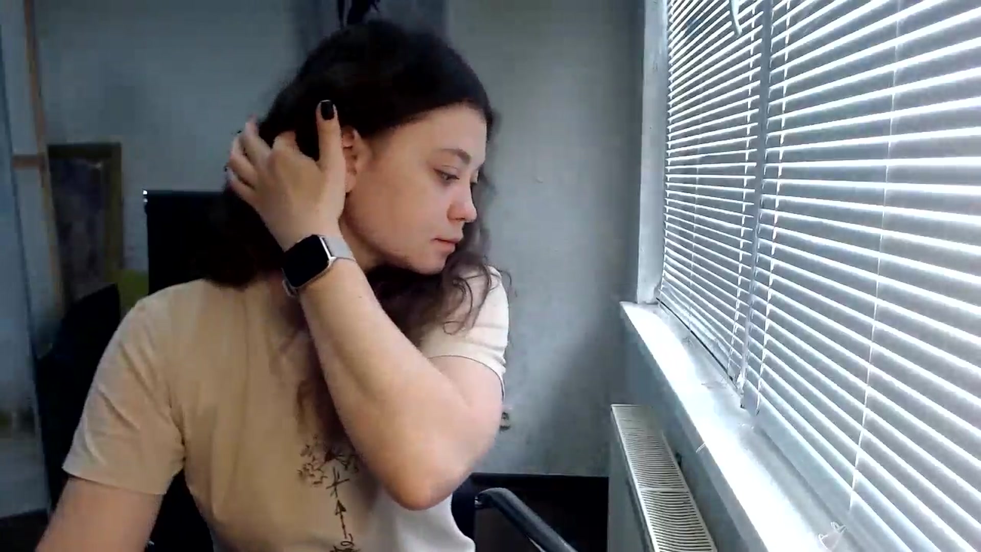 Gallery image thumbnail from SweetArinaA's myfreecams stream on, 06/14/2024, 08:32 image 4 of 20