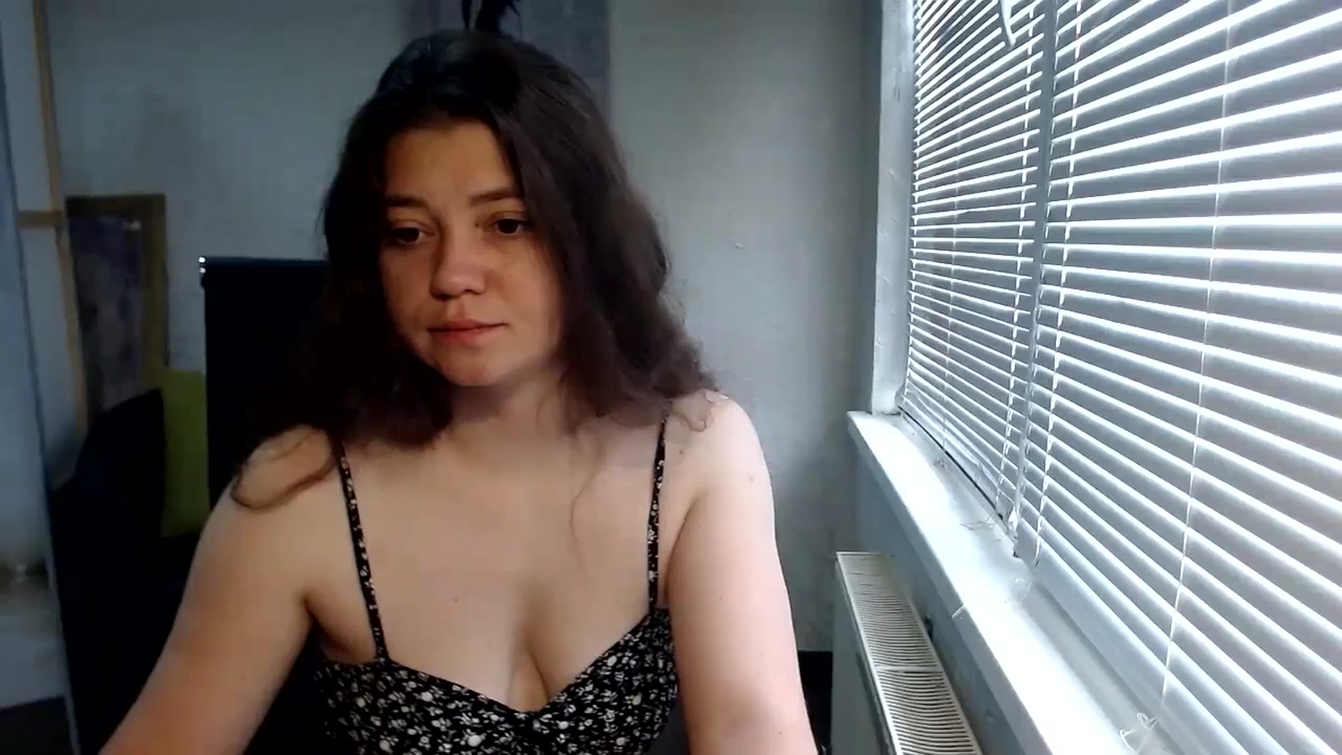 Gallery image thumbnail from SweetArinaA's myfreecams stream on, 06/14/2024, 08:32 image 11 of 20