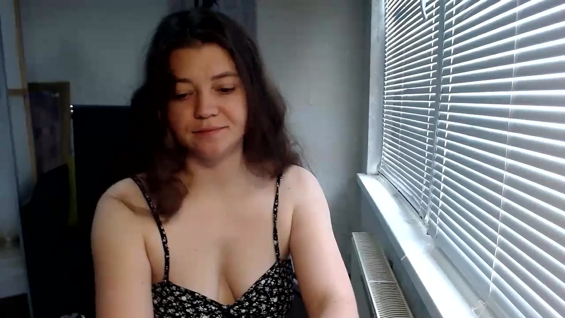 Gallery image thumbnail from SweetArinaA's myfreecams stream on, 06/14/2024, 08:32 image 12 of 20