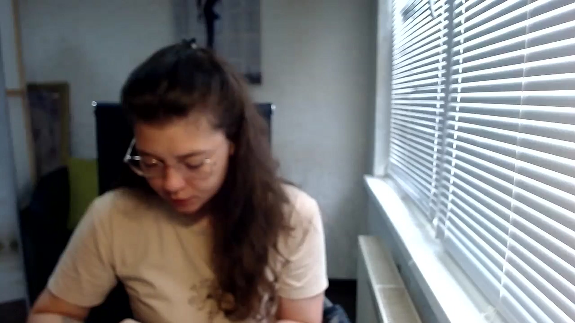 Gallery image thumbnail from SweetArinaA's myfreecams stream on, 06/14/2024, 09:25 image 9 of 20