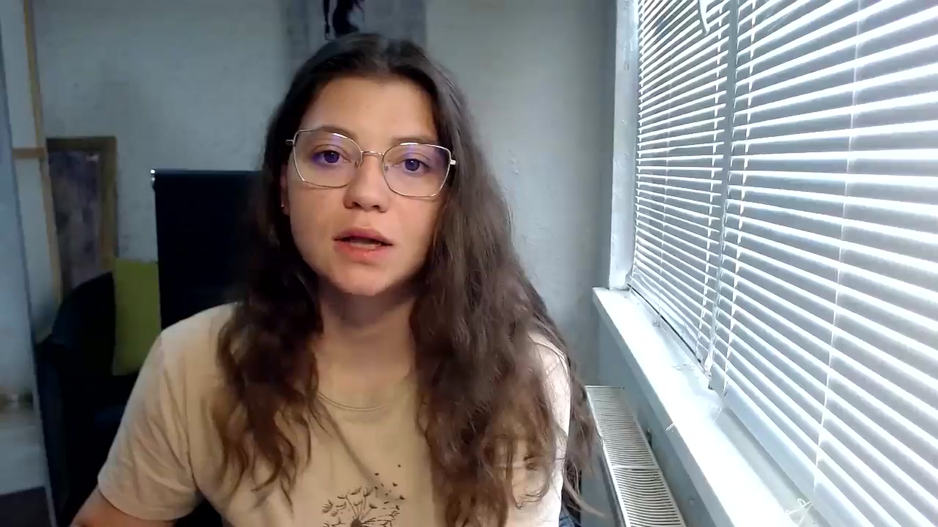 Gallery image thumbnail from SweetArinaA's myfreecams stream on, 06/14/2024, 09:25 image 4 of 20