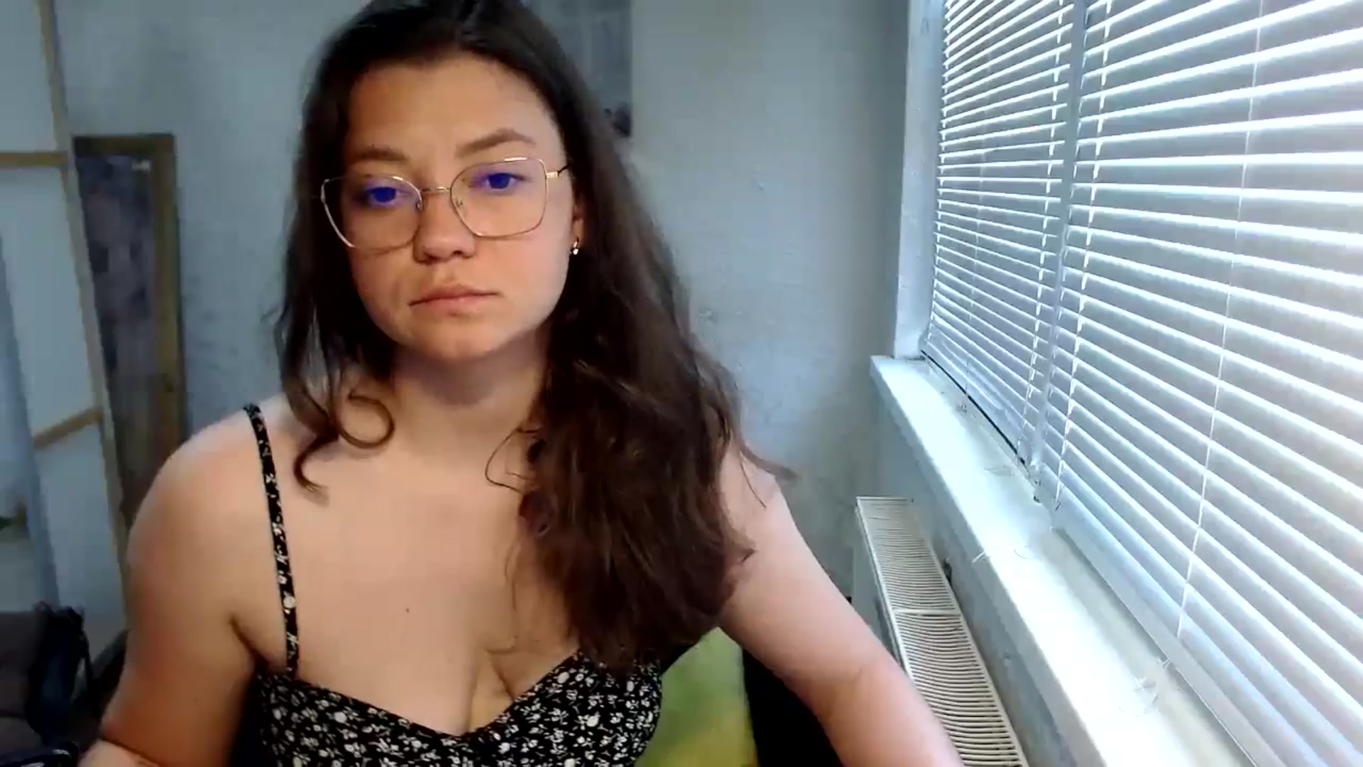 Gallery image thumbnail from SweetArinaA's myfreecams stream on, 06/27/2024, 08:47 image 16 of 20