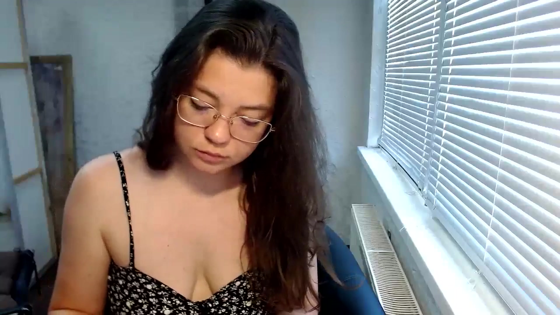 Gallery image thumbnail from SweetArinaA's myfreecams stream on, 06/27/2024, 08:47 image 12 of 20
