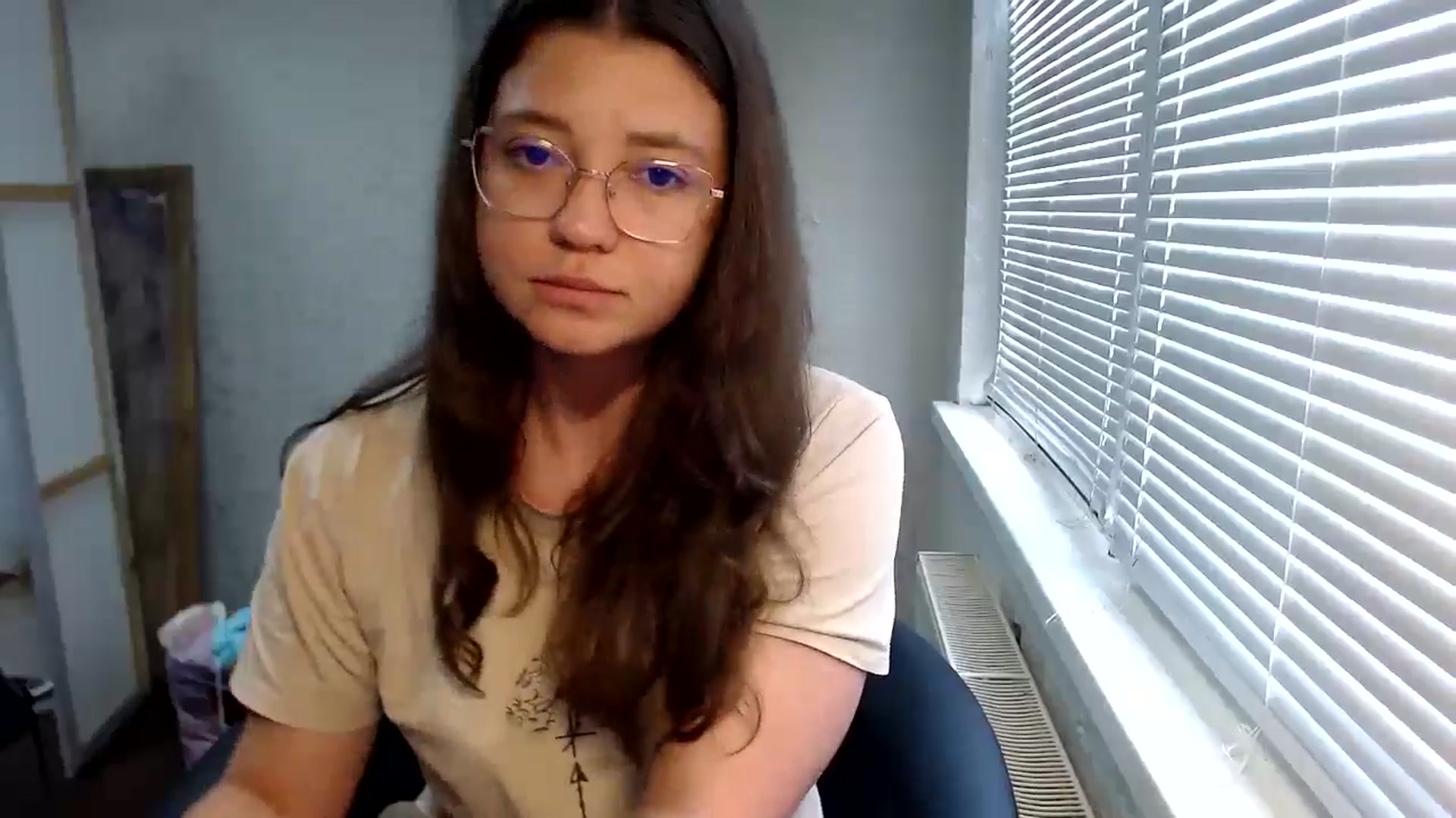 Gallery image thumbnail from SweetArinaA's myfreecams stream on, 06/27/2024, 11:00 image 18 of 20