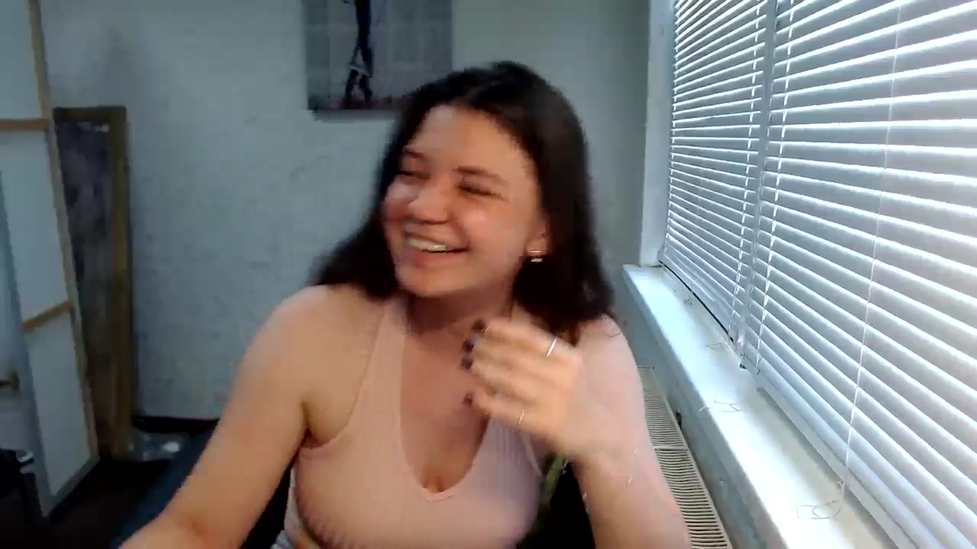 Gallery image thumbnail from SweetArinaA's myfreecams stream on, 06/27/2024, 13:33 image 7 of 20