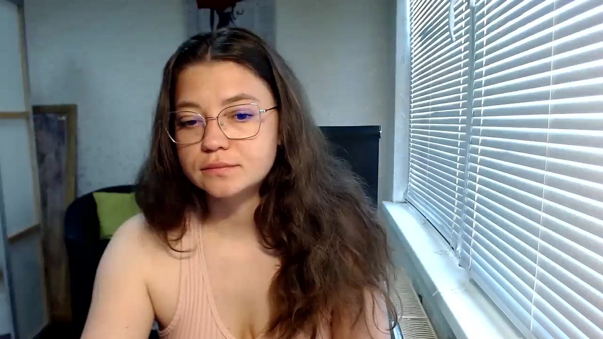 Gallery image thumbnail from SweetArinaA's myfreecams stream on, 06/29/2024, 09:26 image 19 of 20